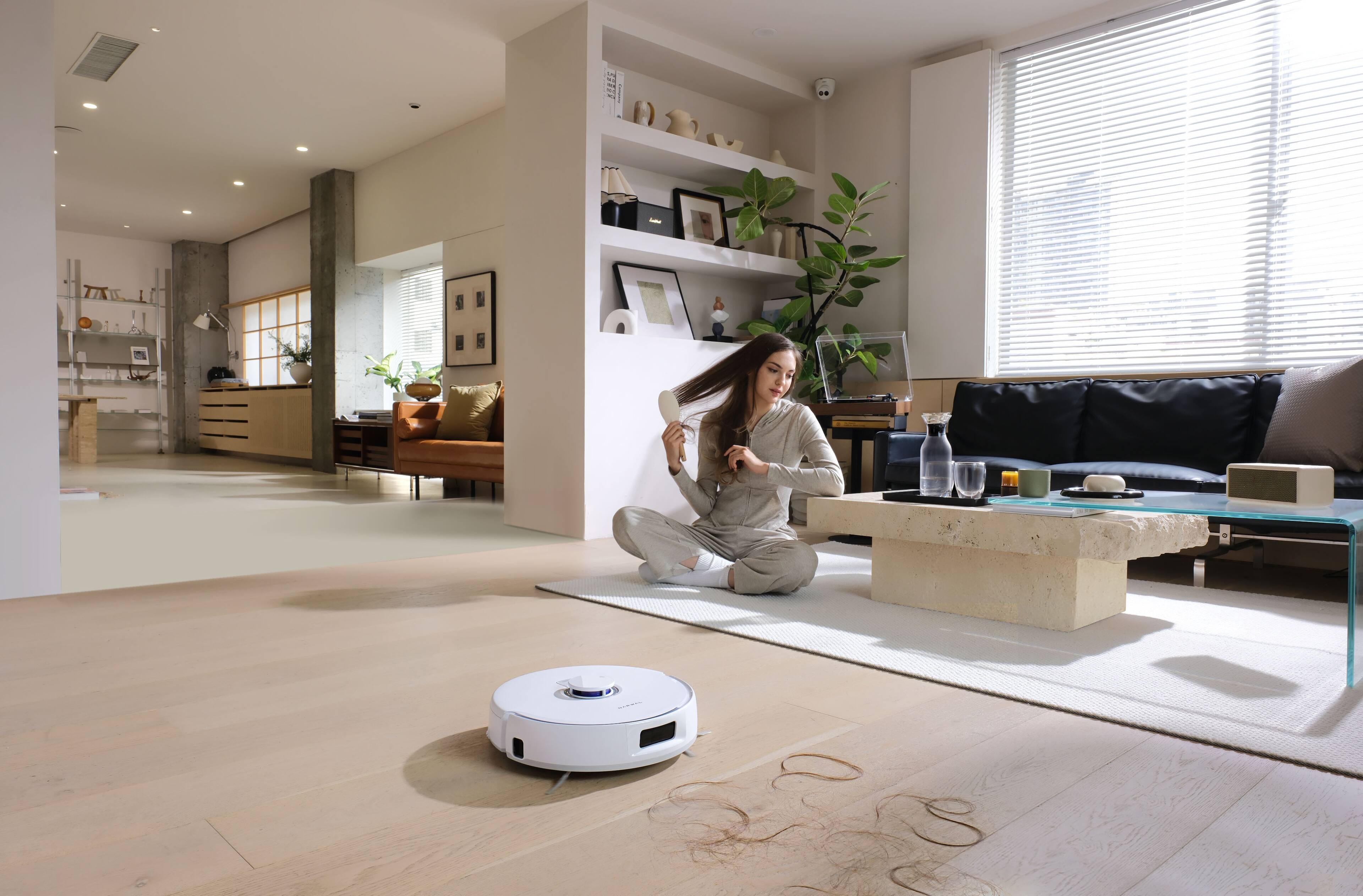 Alt View 8. Narwal - Narwal Freo Pro Bonus Pack Robot Vacuum, Extra Floor Cleaning Tablet, ZeroTangling Brush, Auto Mop Washing - White.