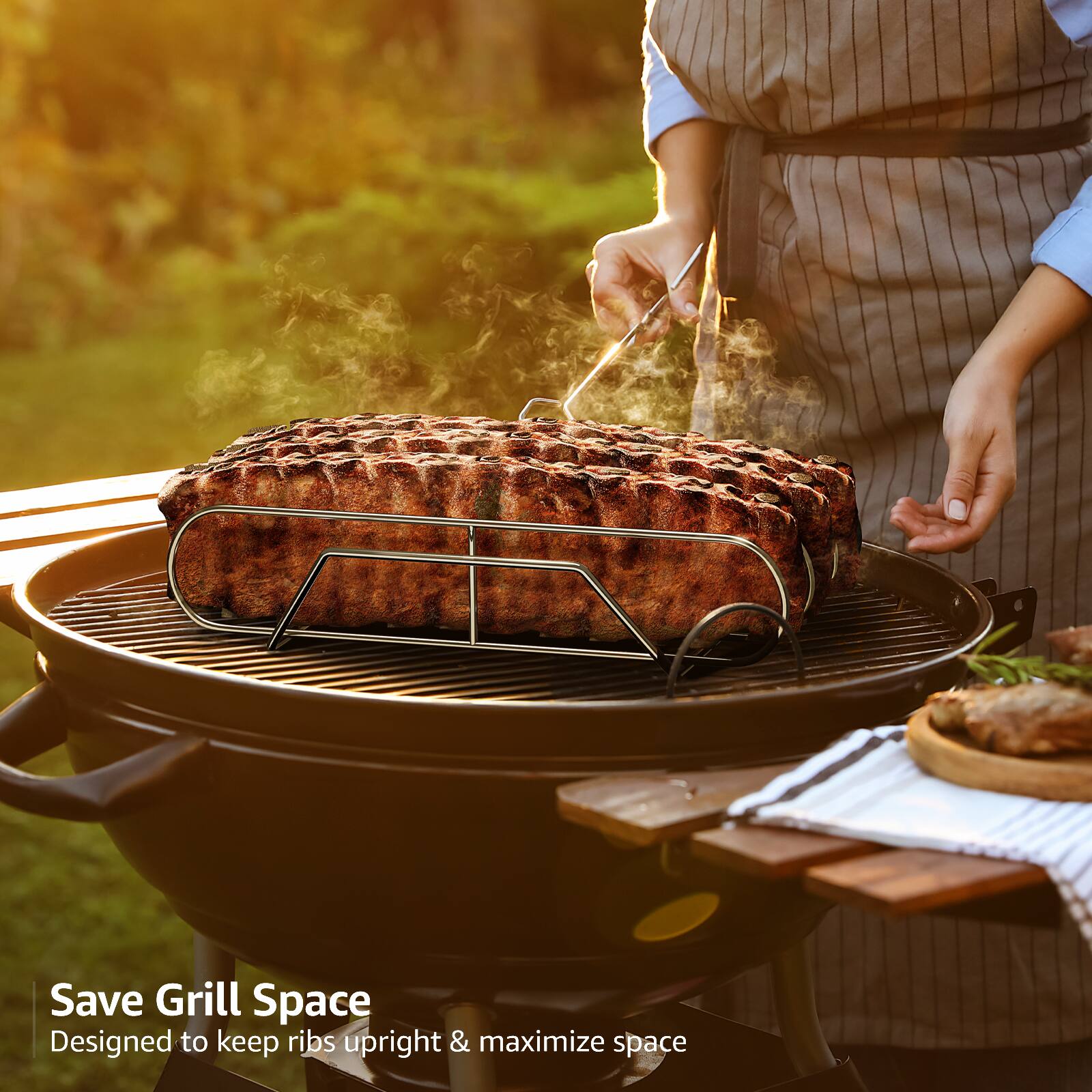 Save Grill Space  
Designed to keep ribs upright & maximize space
