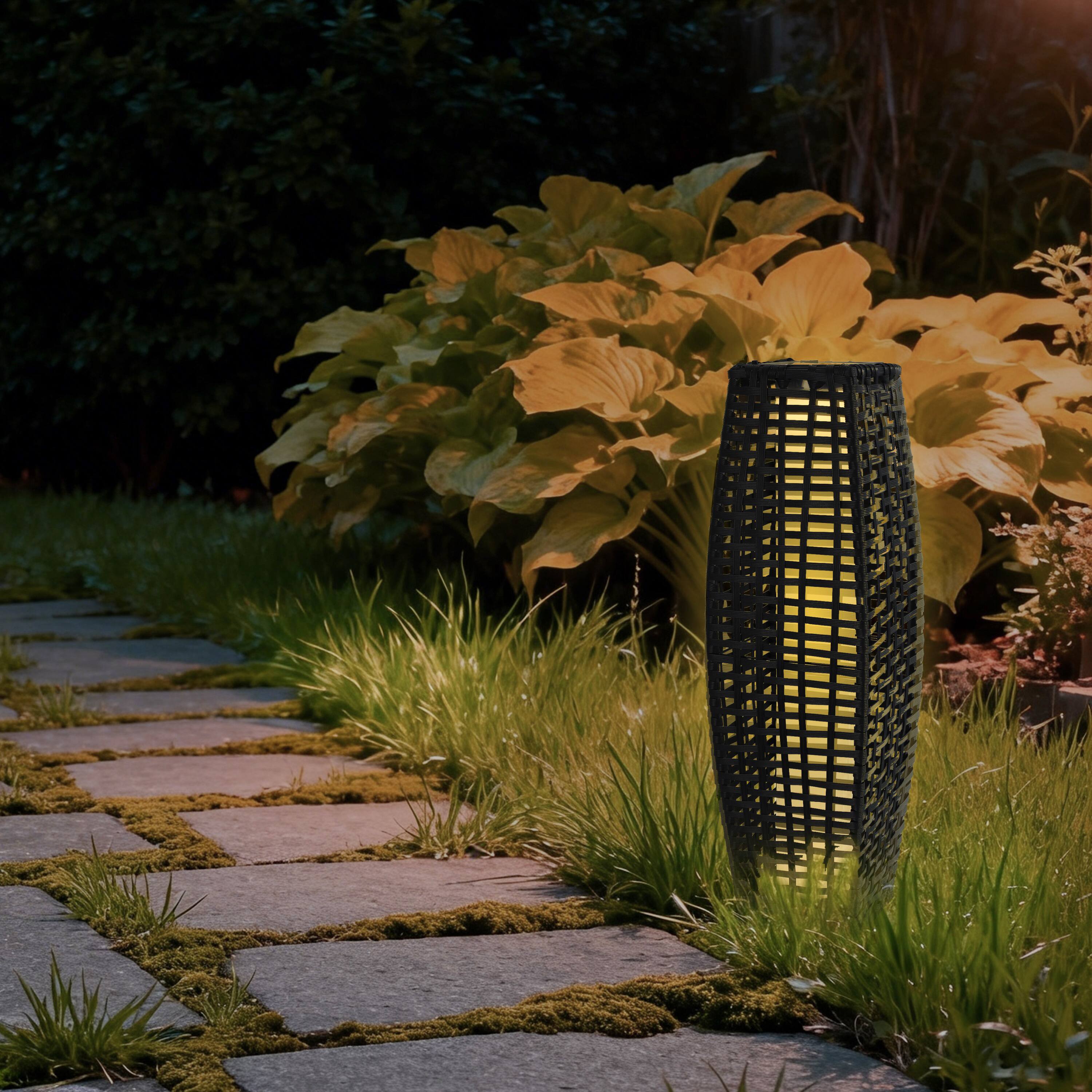 Angle. Techko - Outdoor Hikari Bamboo-Style Solar Floor Lamp.
