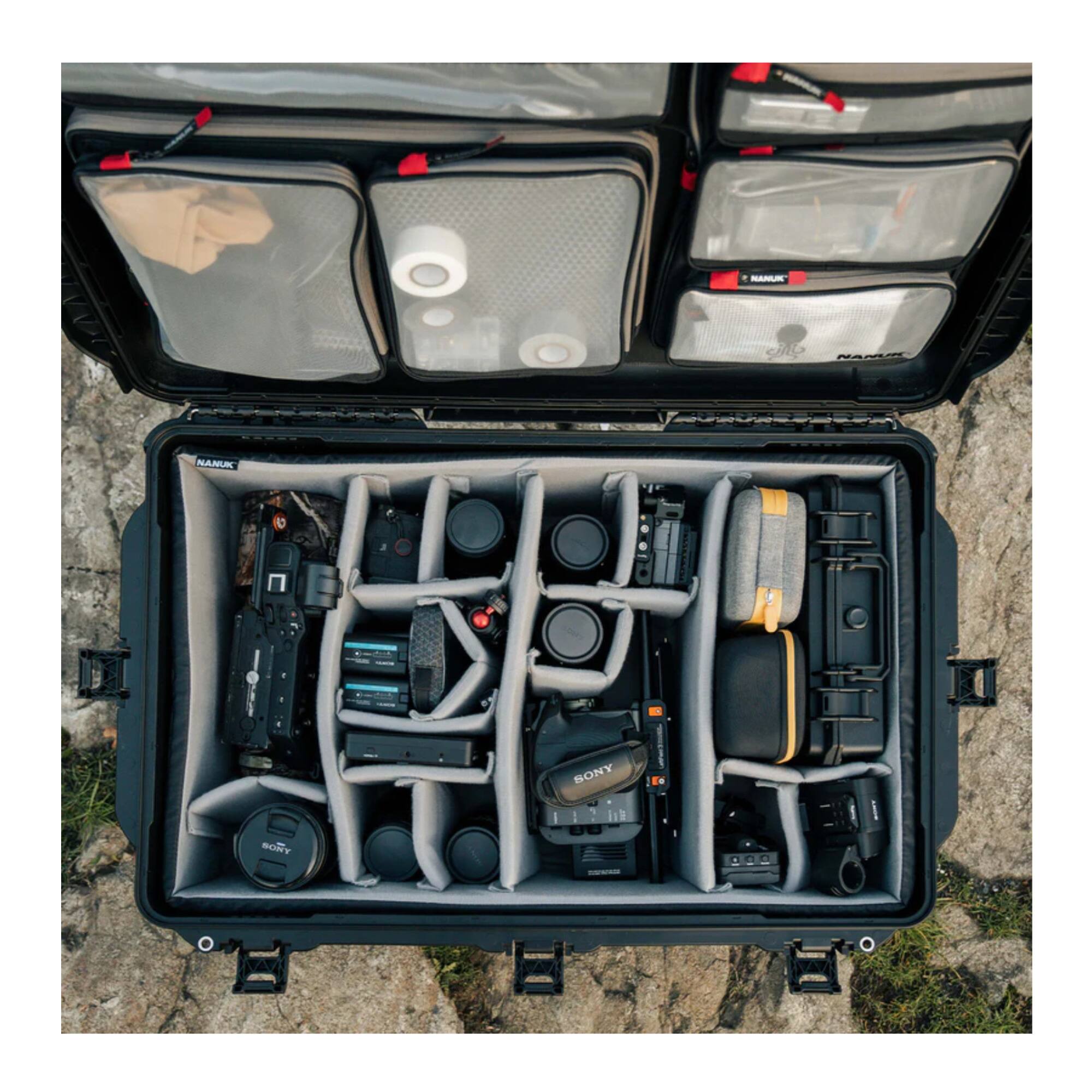 A Nikon PANE NANUK G SONY Es