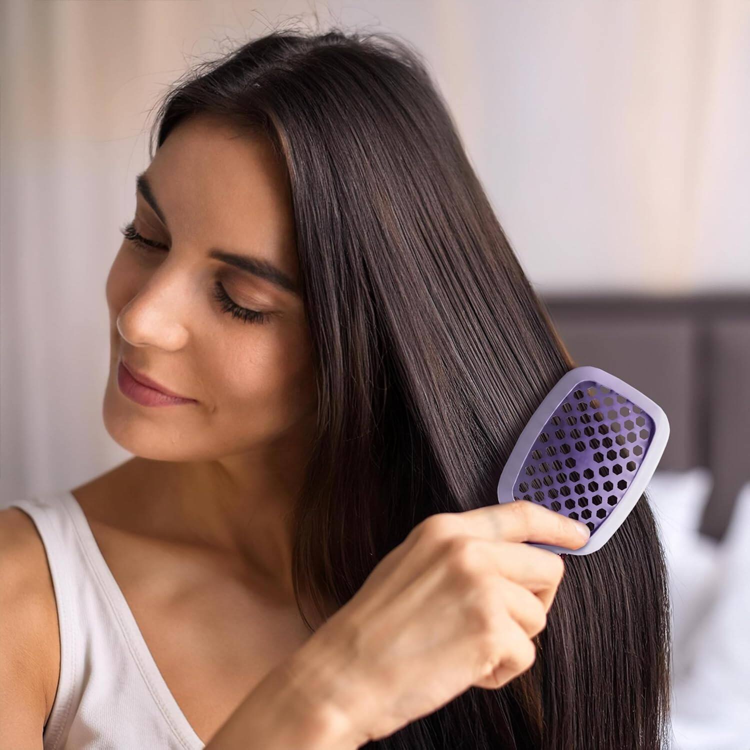 Alt View 1. FHI Heat - UNbrush Mini Wet/Dry Detangling Hair Brush with DuoFlex™ Anti-Static Bristles - Lilac Light Purple.