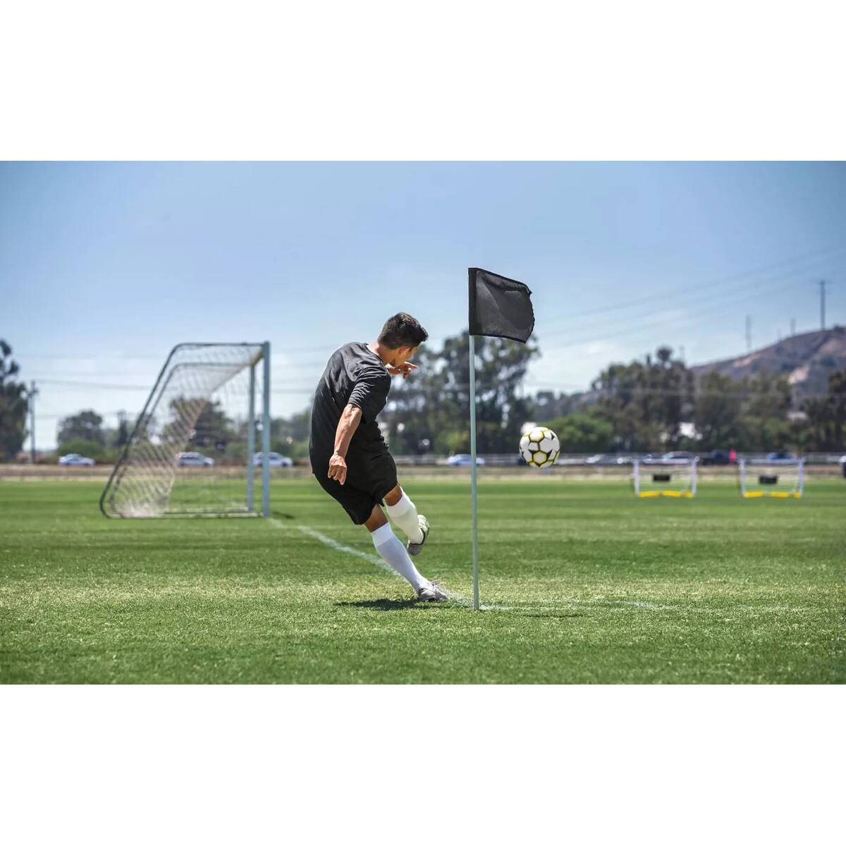 Alt View 2. SKLZ - SKLZ Training Soccer Ball - Size 5 - Yellow - Yellow.
