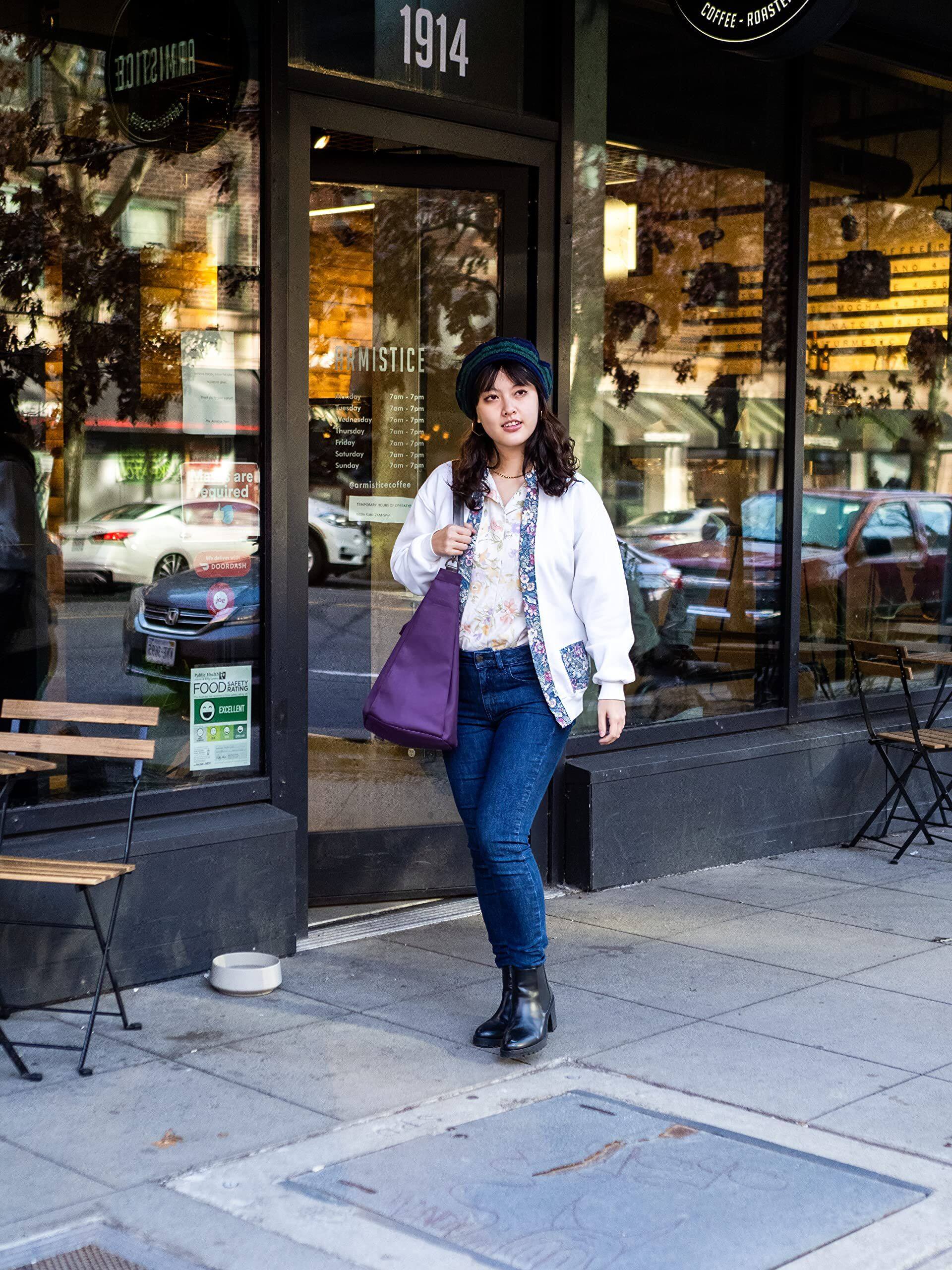 ARMISTICE 1914 COFFEE - ROASTER

Hours:
- Monday: 7am - 7pm
- Tuesday: 7am - 7pm
- Wednesday: 7am - 7pm
- Thursday: 7am - 7pm
- Friday: 7am - 7pm
- Saturday: 7am - 7pm
- Sunday: 7am - 7pm

Masks are required

@armisticecoffee

FOOD RATING EXCELLENT