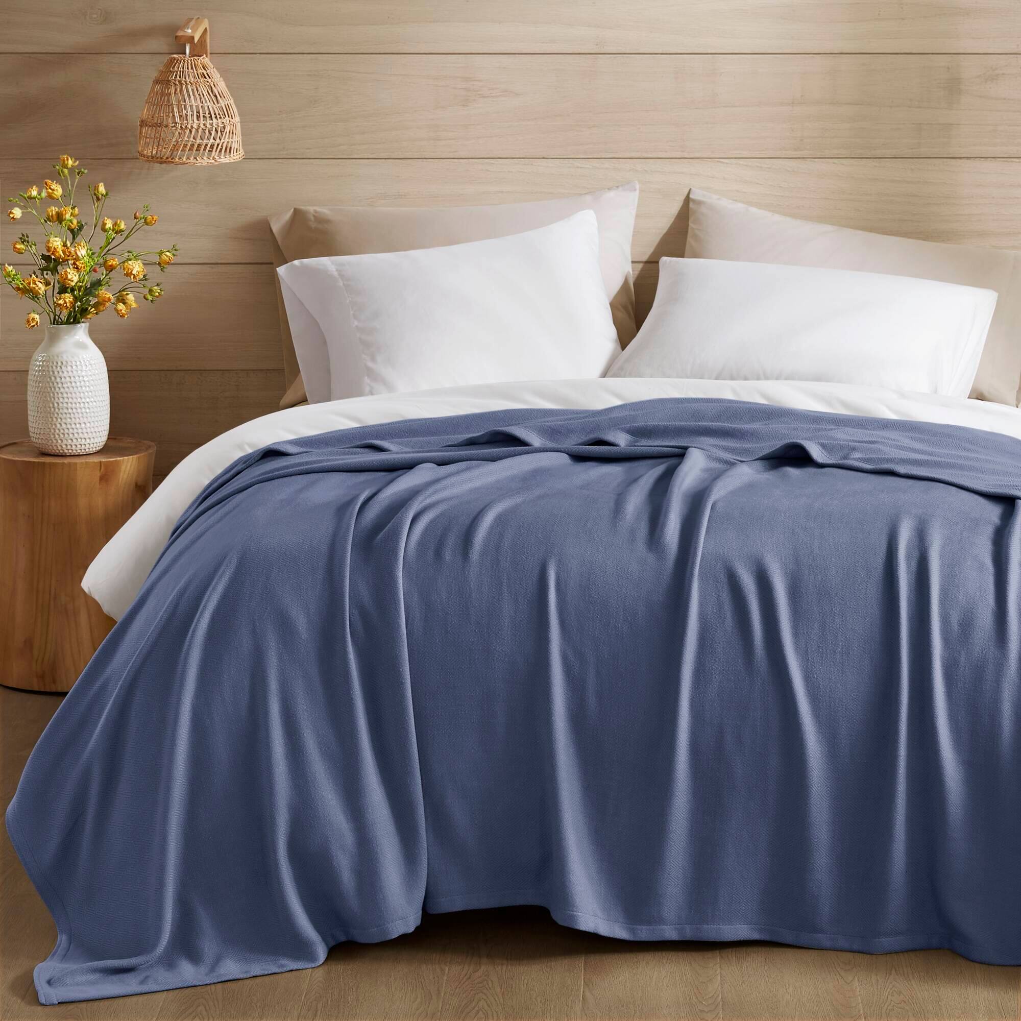 Front. Gracie Mills - Gracie Mills Kaelith Bamboo Cotton Rayon Blanket Textured - Navy.