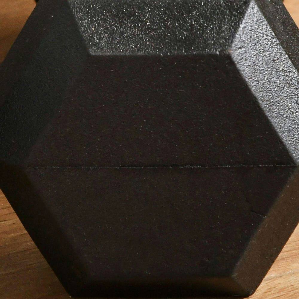 Angle. Resenkos - Adjustable Rubber Hex Dumbbell Set with Secure Grip and Anti-Roll Design - Black - Black.