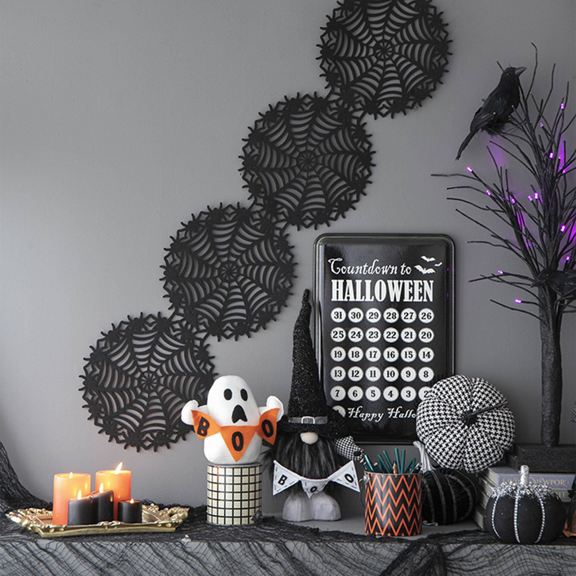 Countdown to HALLOWEEN  
31 30 29 28 27 26 25 24 23 22 21 20 19 18 17 16 15 14 13 12 11 10 9 8 7 6 5 4 3 2  
Happy Halloween