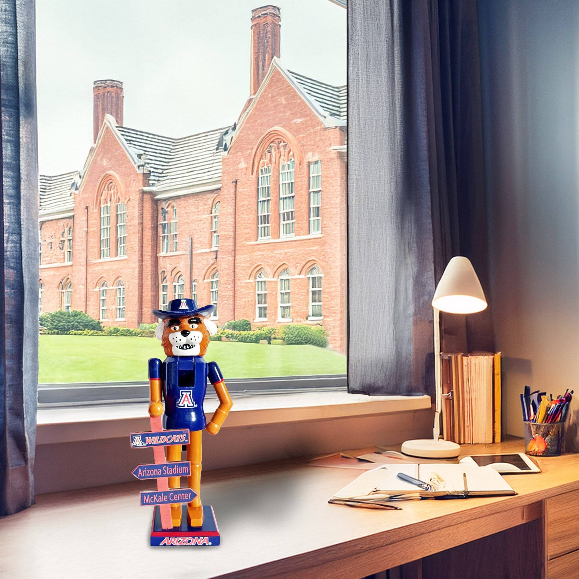 A A A.  
WILDCATS.  
Arizona Stadium  
McKale Center  
ARIZONA.