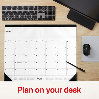 Sure, here is the corrected and grouped text:

---

Staples

Plan on your desk

January 2006

---

This text is likely referring to a calendar or planner from Staples, with a focus on planning activities or tasks on your desk.