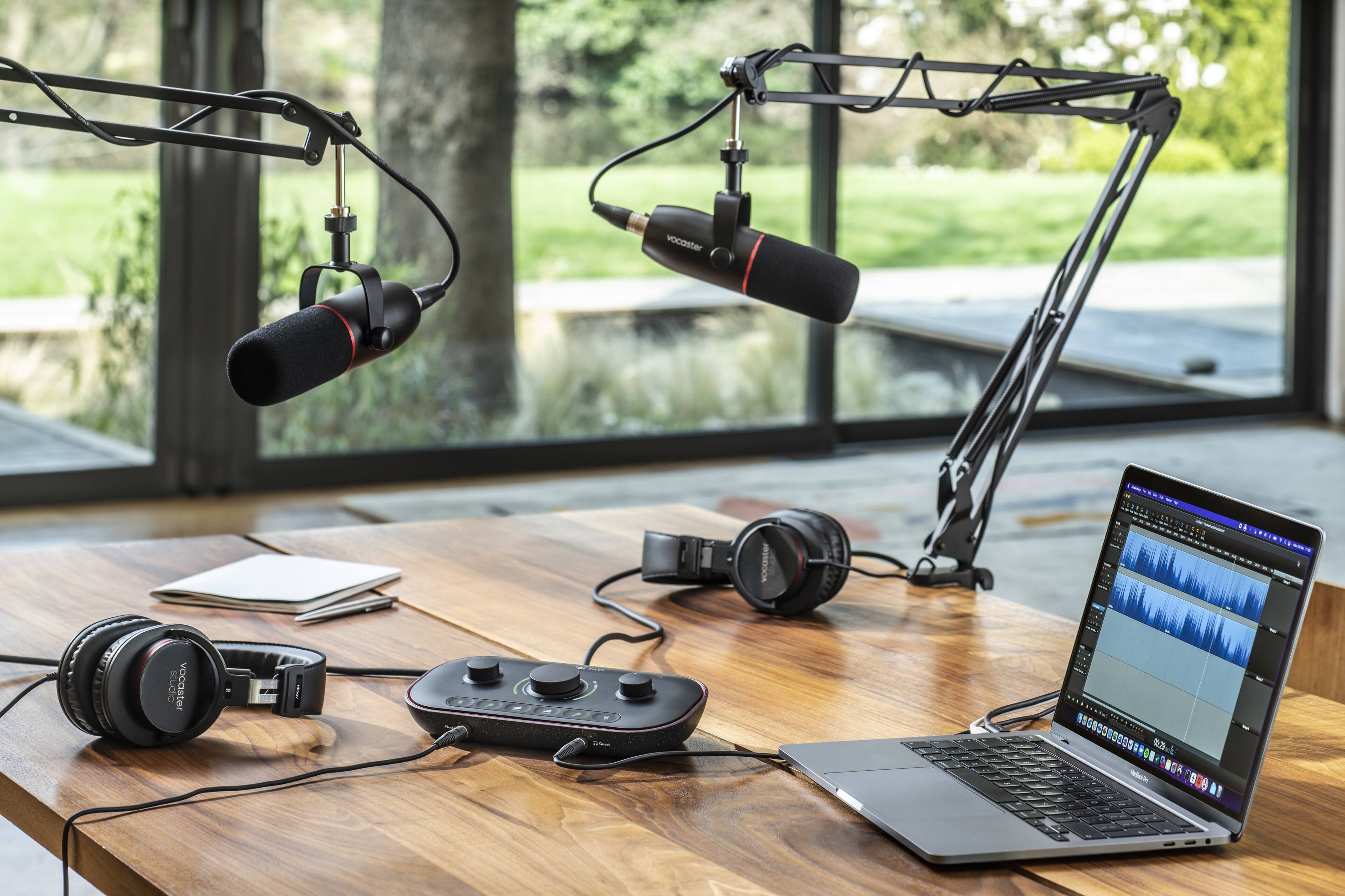 Alt View 18. Focusrite - Vocaster Two Studio - Black.