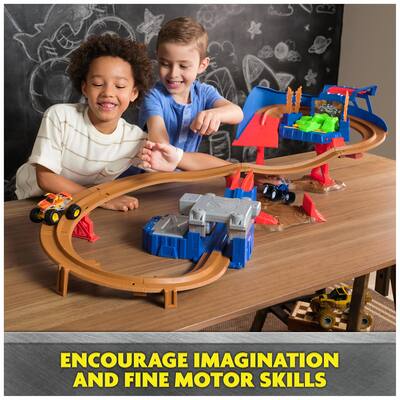 Monster Jam Supercharge Speedway Playset 6071089 - Best Buy Monster Jam Supercharge Speedway Playset 6071089 - Best Buy