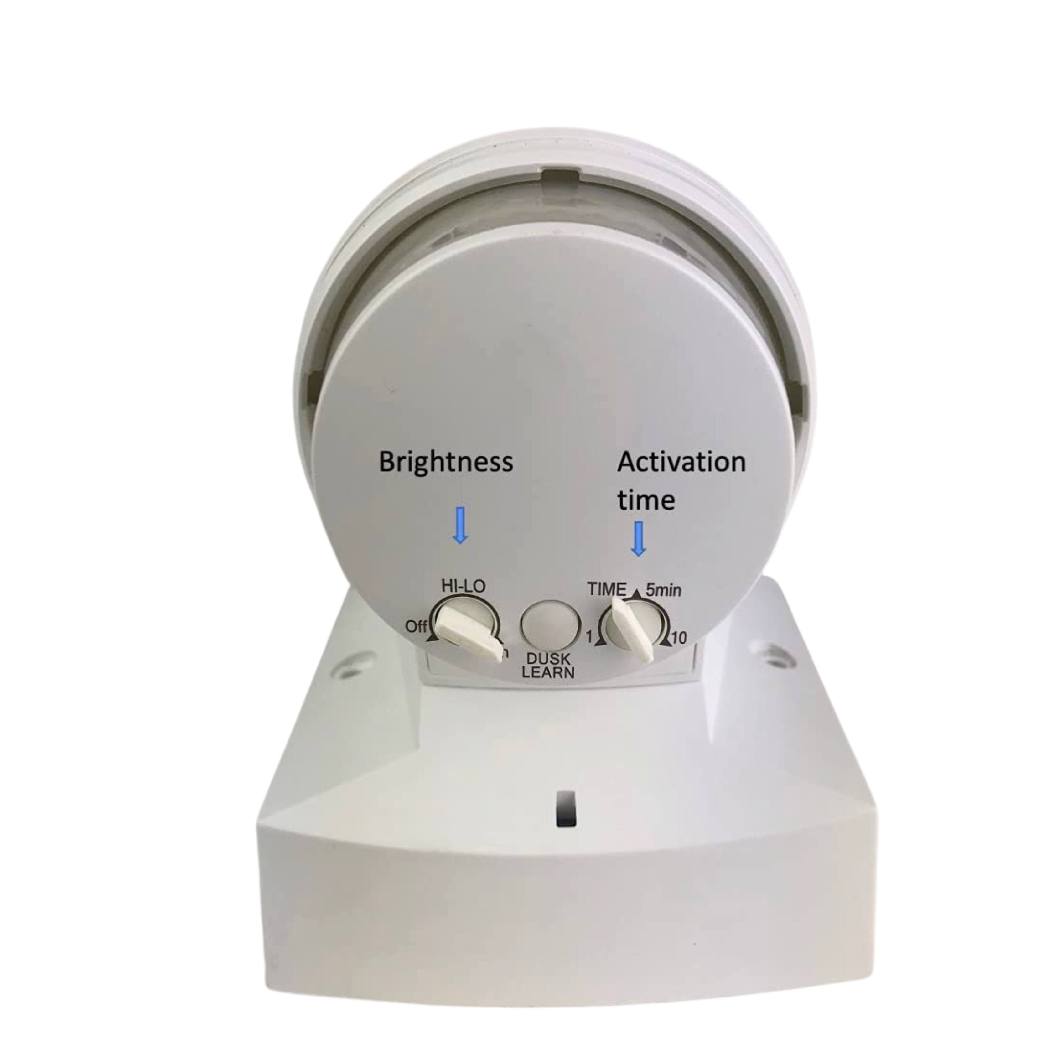 Brightness  
HI-LO  
Off  
DUSK LEARN  

Activation time  
TIME 5min  
DUSK LEARN