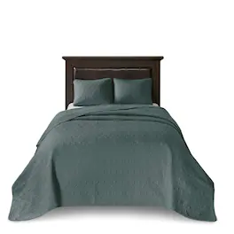 Gracie Mills - Sandy Reversible Bedspread Set with Classic Stitch Pattern - Balsam Green