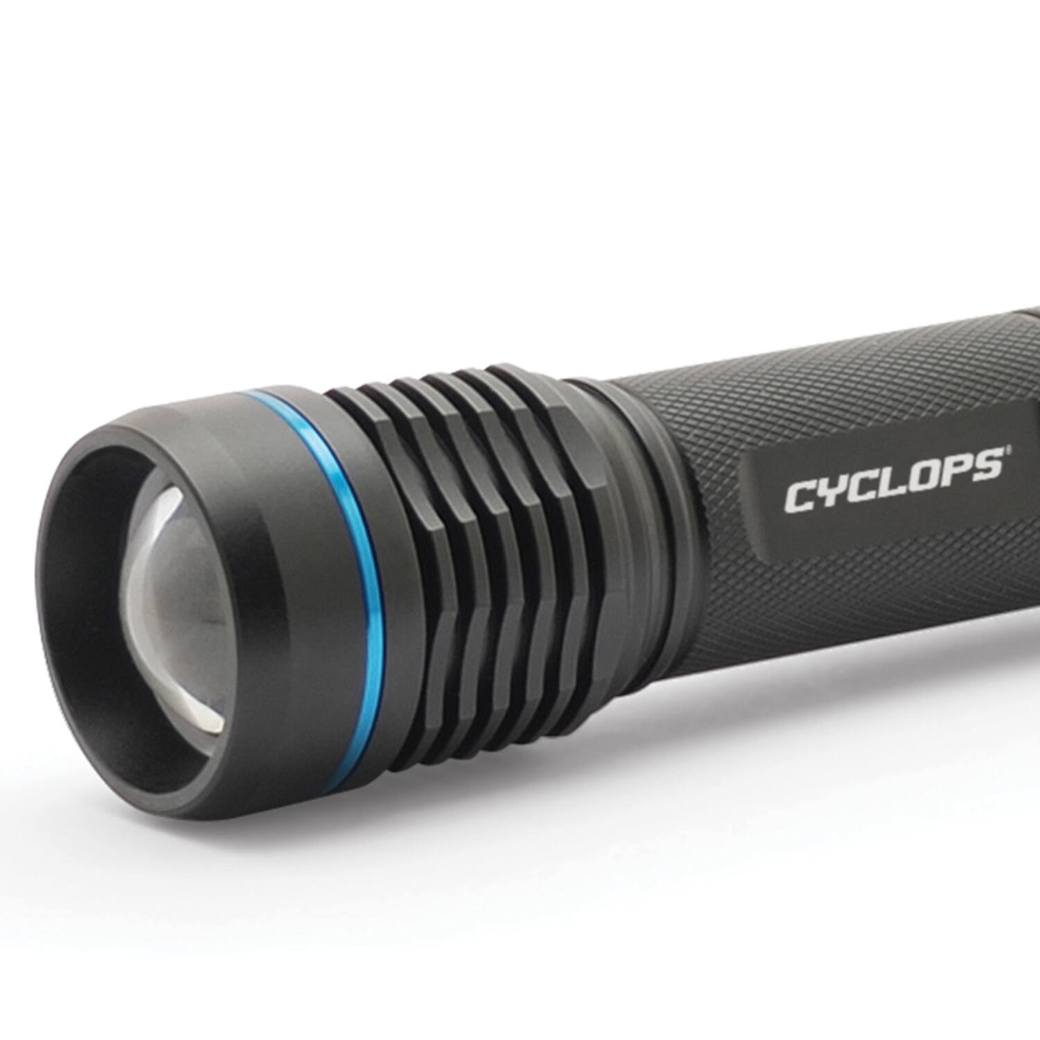 Back. Cyclops - 700-Lumen Steropes Rechargeable Aluminum LED Flashlight.