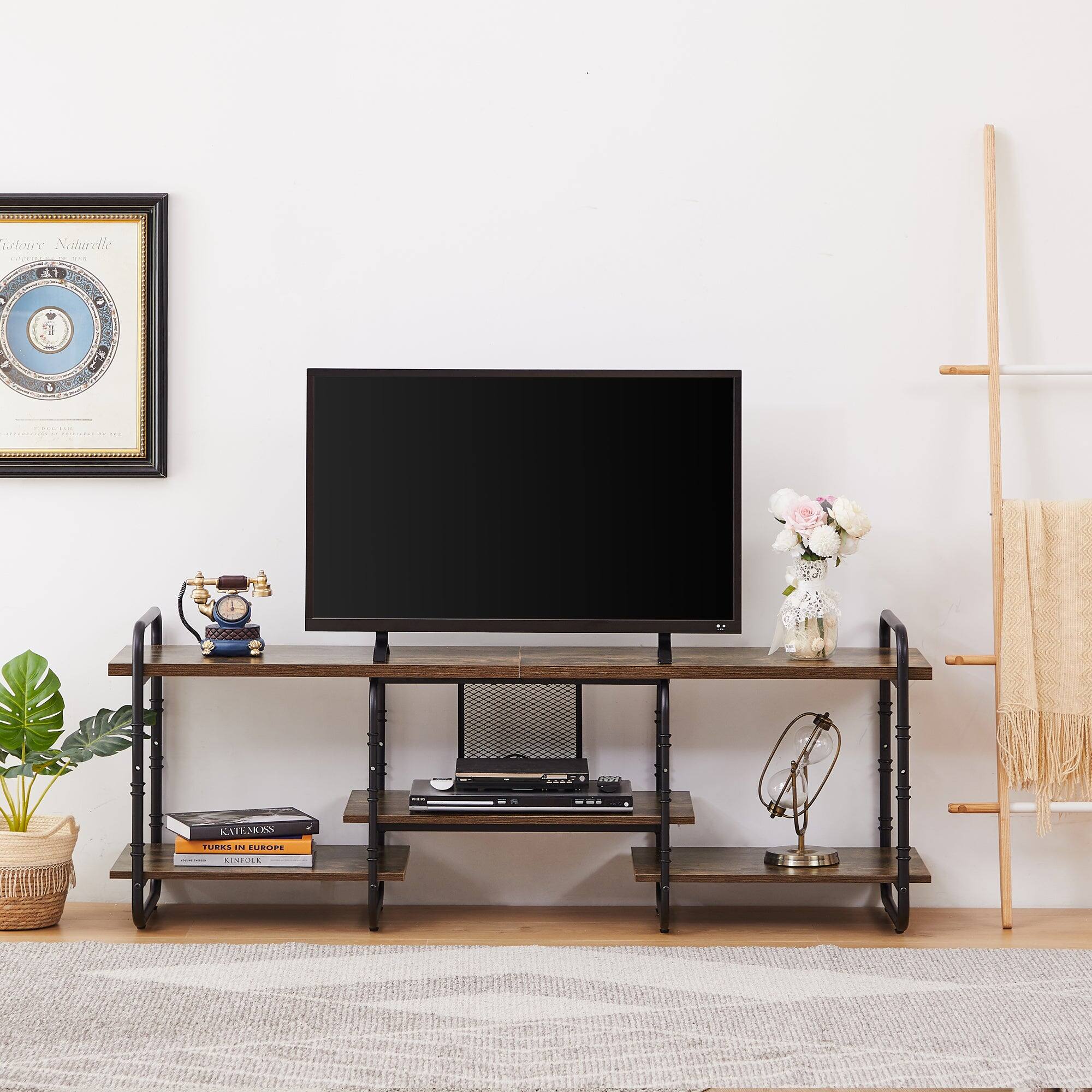 Sure, here is the corrected and grouped text from the image:

- "Restauration Naturelle"
- "KATE NOIS N. - CURCIN LINZOLL"
- "KATE NOIS N. - CURCIN LINZOLL"
- "TURKS IN EUROPE"
- "KINIOK"