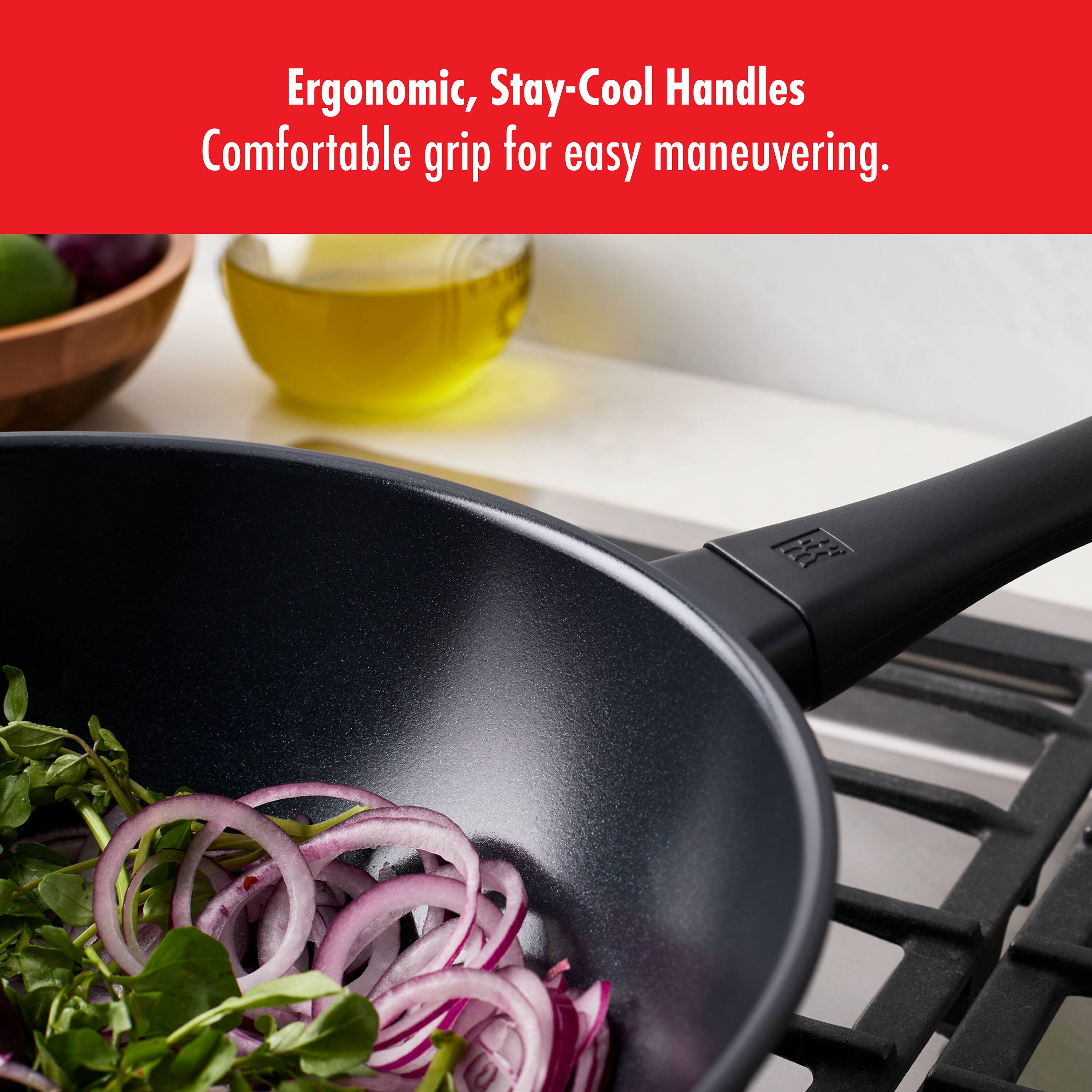 Ergonomic, Stay-Cool Handles  
Comfortable grip for easy maneuvering.