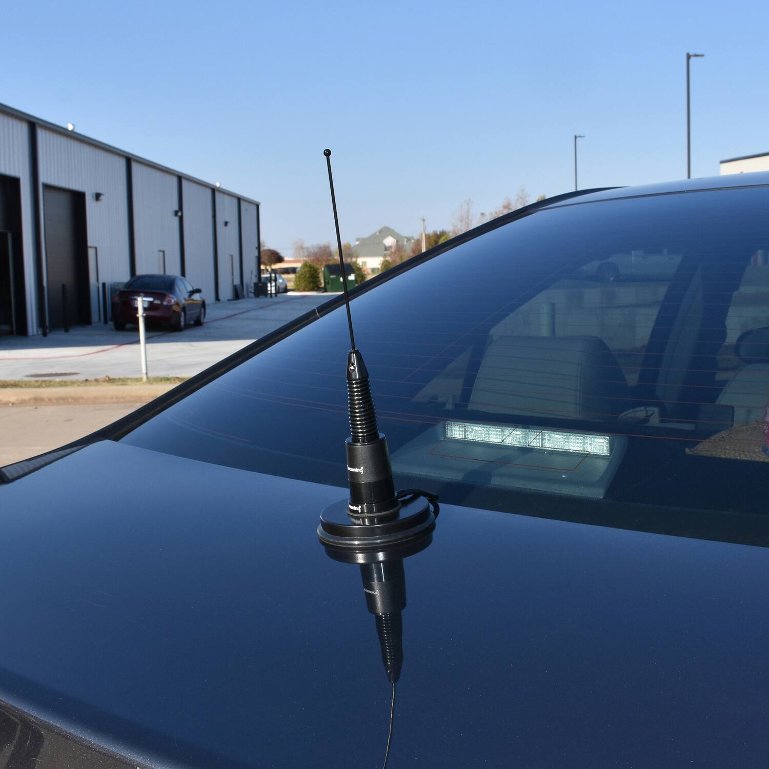 Alt View 1. Browning - 160-Watt Wide-Band 380-520 MHz Antenna with Spring and NMO Mounting - Black.