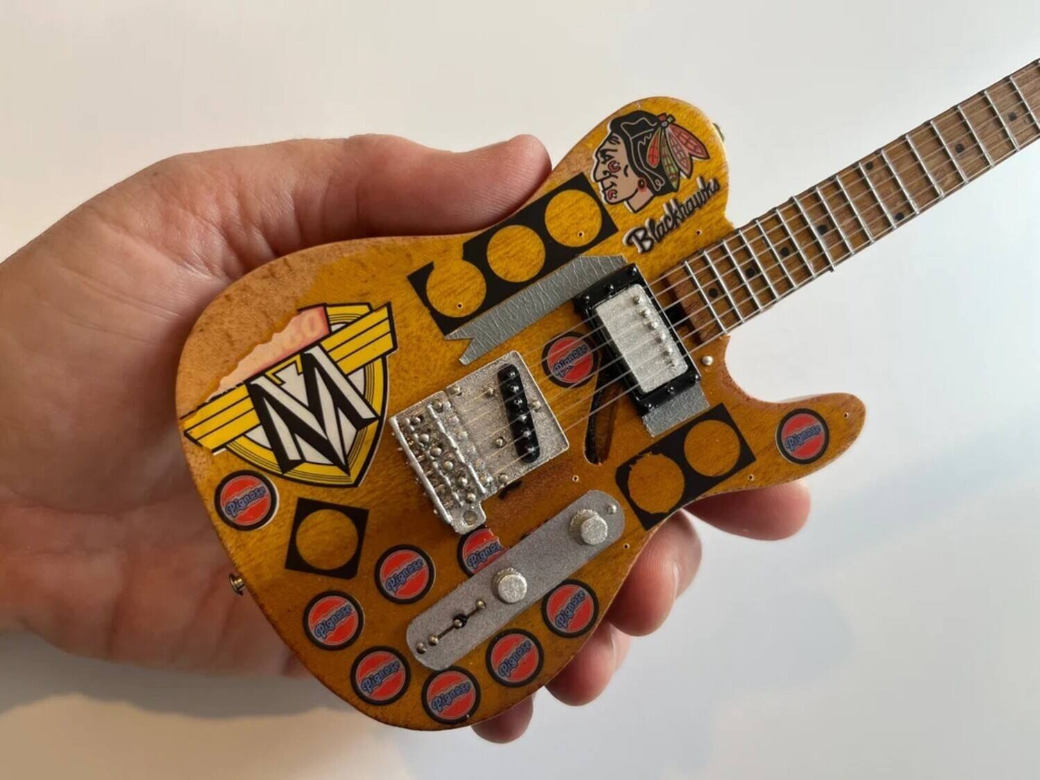 Axe Heaven - Terry Kath - Terry Kath Chicago 1966 Fender Telecaster Mini Guitar Replica Collectible - Collectibles - Multicolor