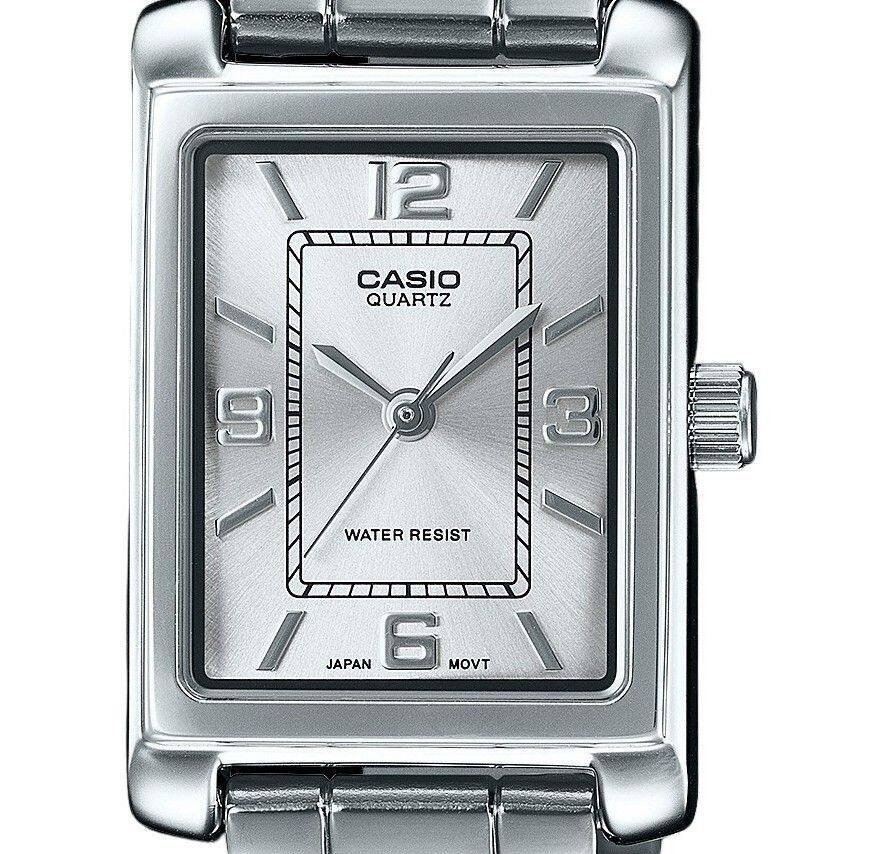 I 12 / CASIO QUARTZ / 01 S 3 I WATER RESIST / JAPAN S TVOM