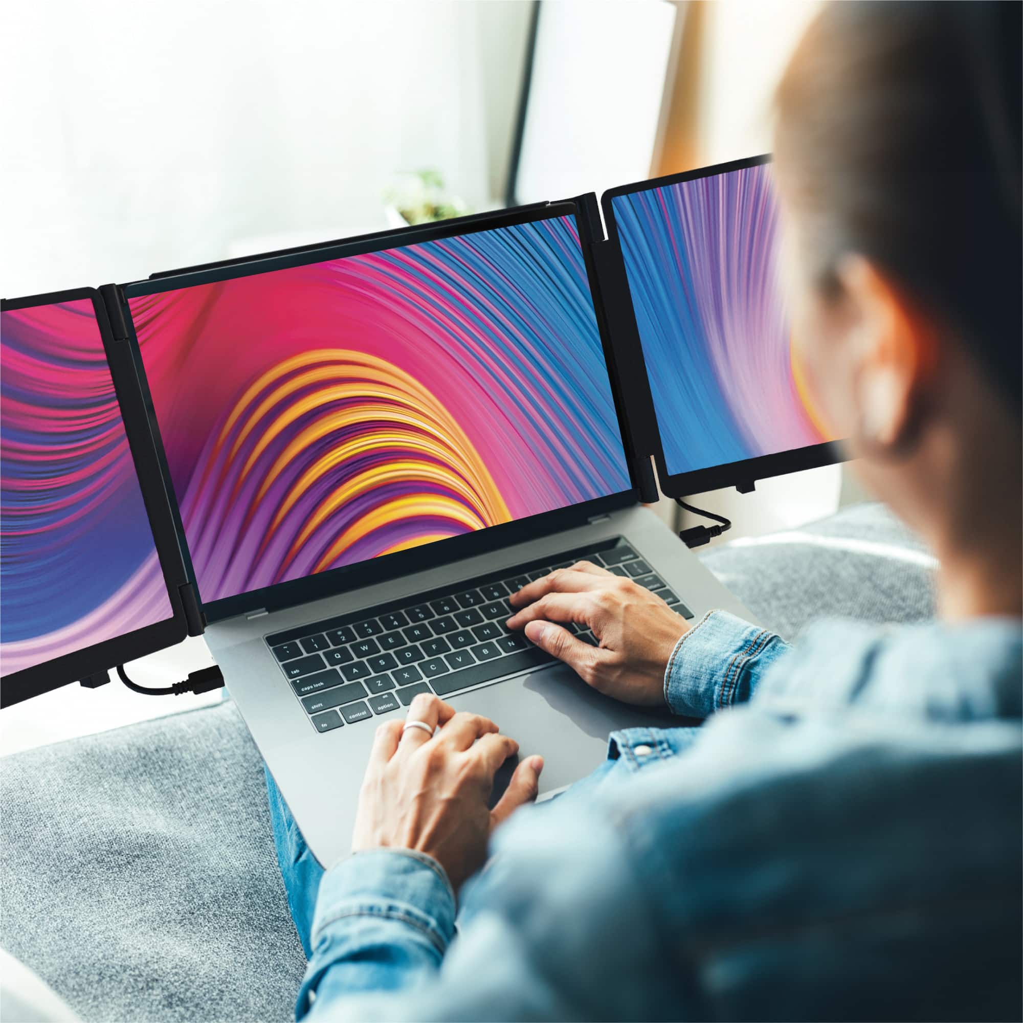 Alt View 4. Monduo - 16" LED Portable Monitor - Black.