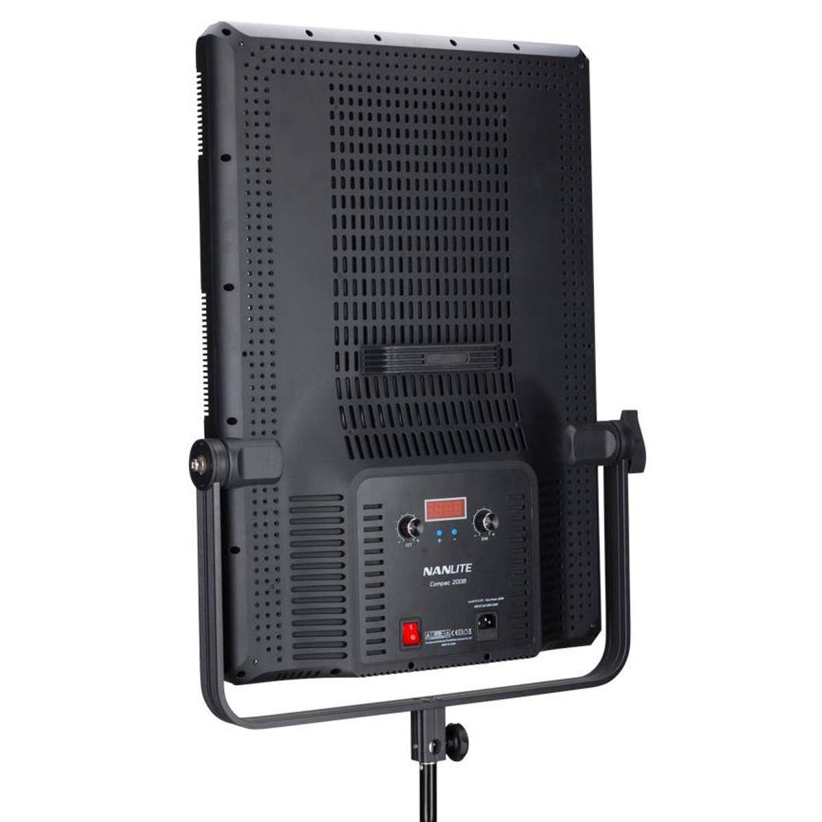 NANLITE Compac 2000