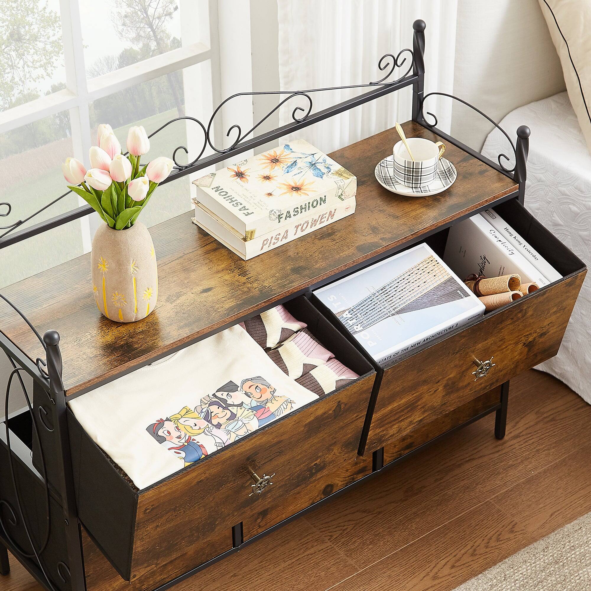 FASHION FASHION TOWN PISA TS PORTRAITS PO a H VNRA Complirity SnSg HonKmng ustender