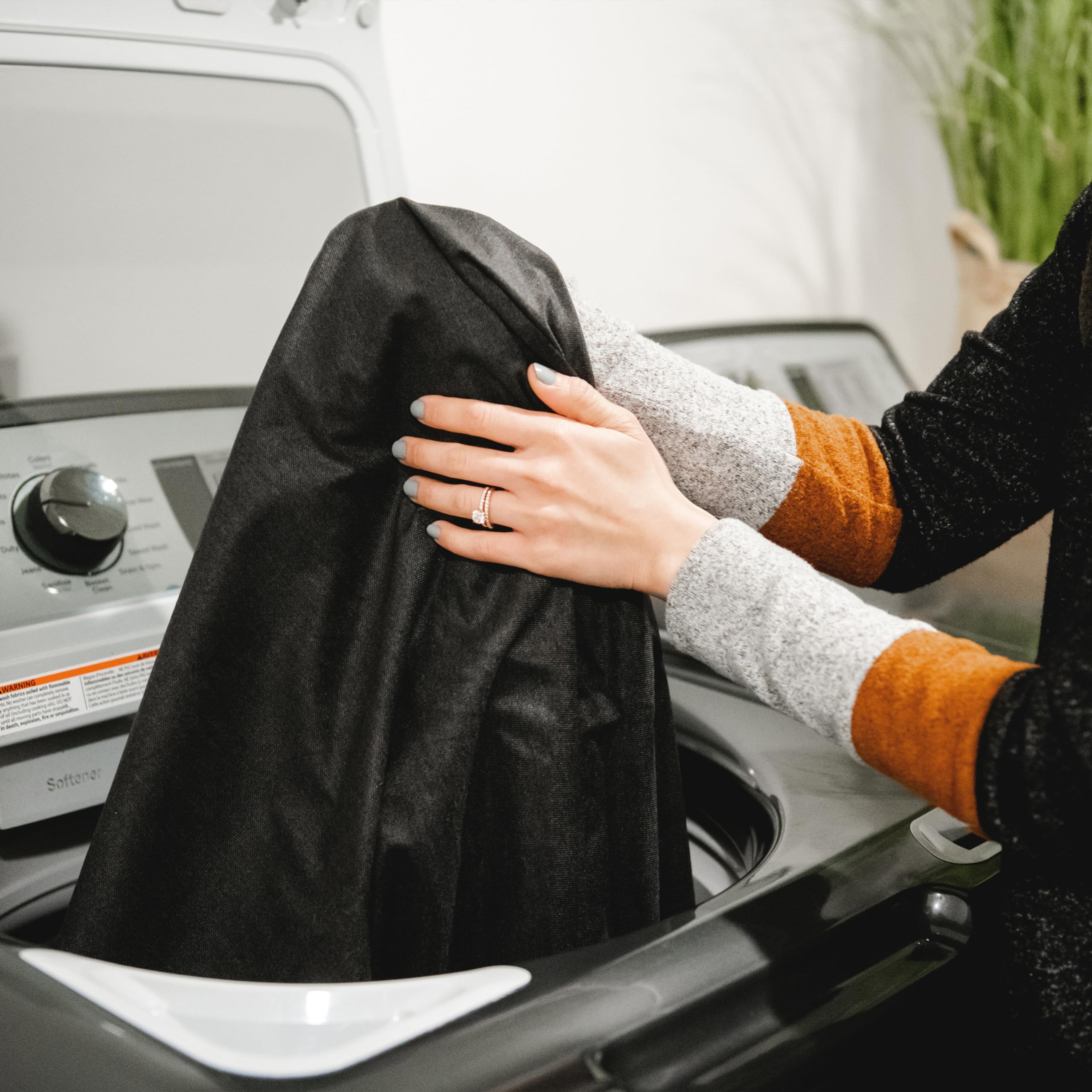 Black 5 foot Fuf Large