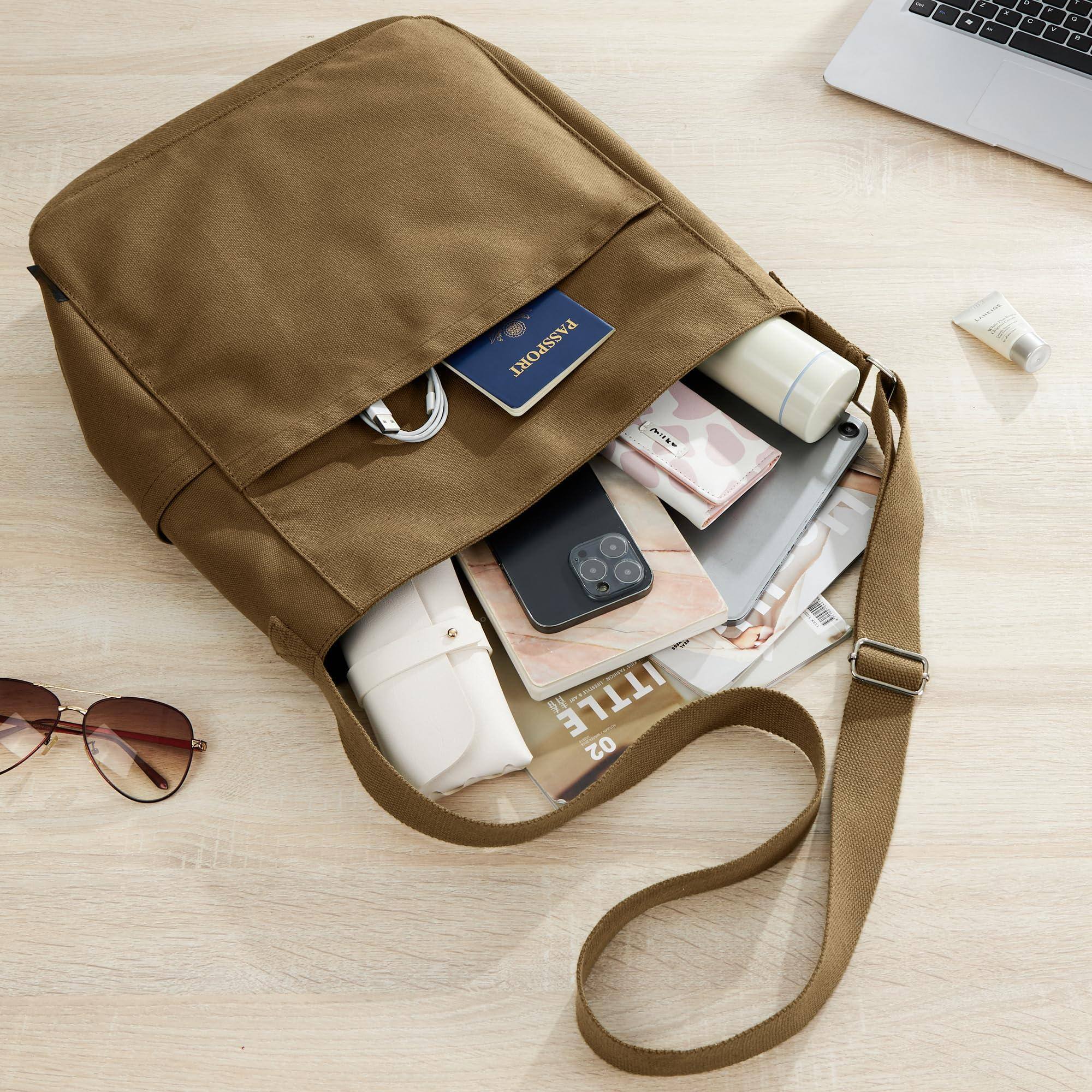 - EY - a - PASSPORT  
- FITTLE - 9N 02 T I