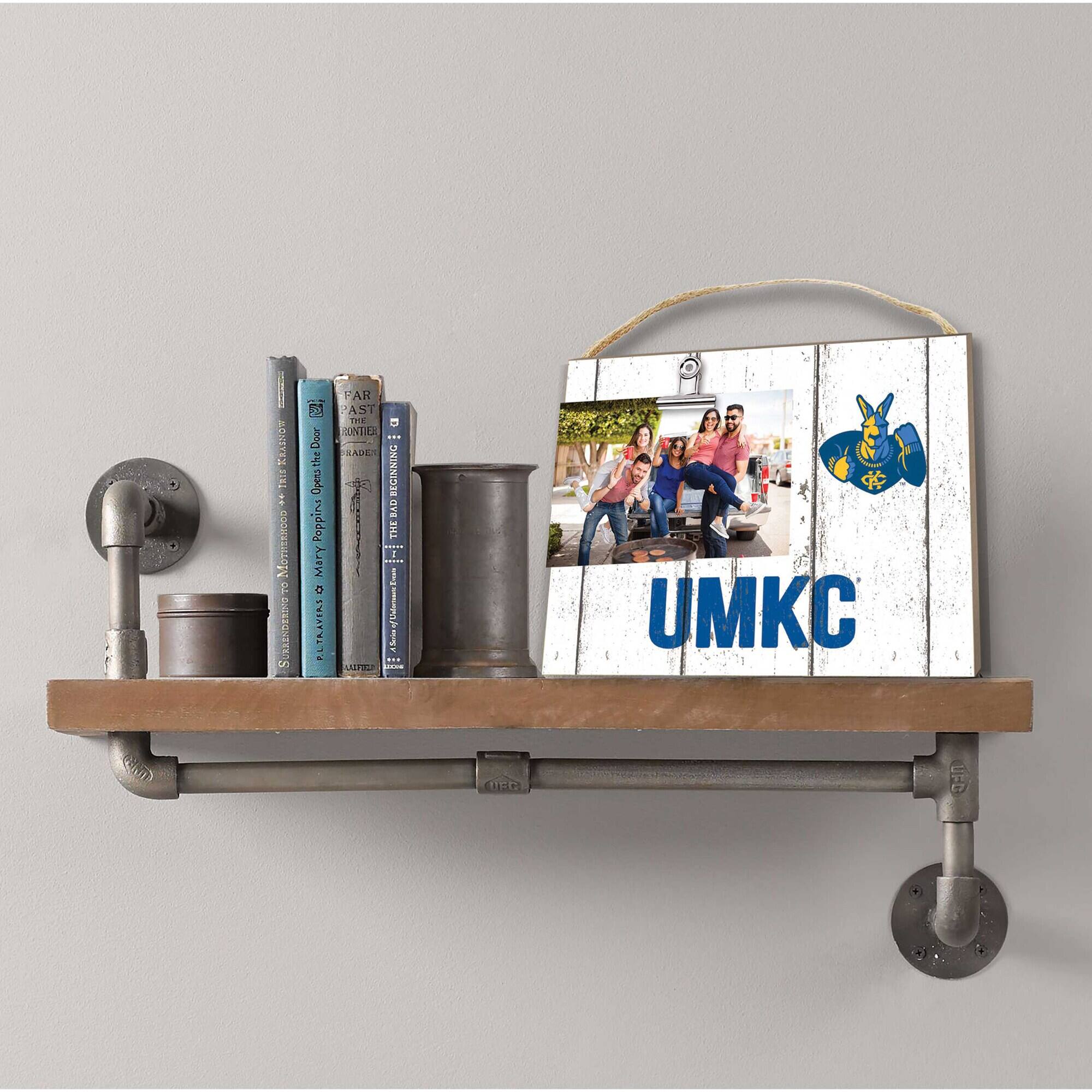 ALCISTYEN: P SURIEIDERSIO S Door the Open Poppins Mary o PLTRAVERS AR AST THE D OUETIE E SAME RECINMING BAC THEBAE I er + ! I UMKC UEC B