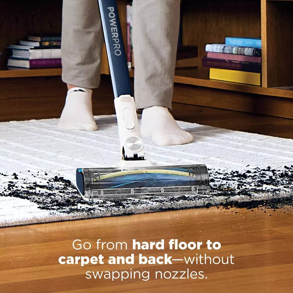 POWERPRO  
Go from hard floor to carpet and back—without swapping nozzles.