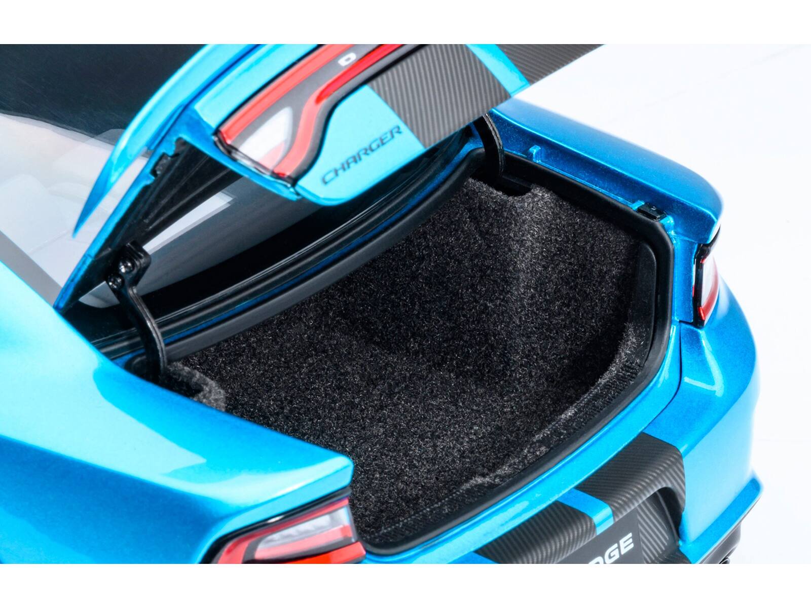 Alt View 6. Autoart - Dodge Charger SRT Hellcat Redeye B5 Blue Metallic w/ Carbon Stripes 1/18 Car Model by Autoart.