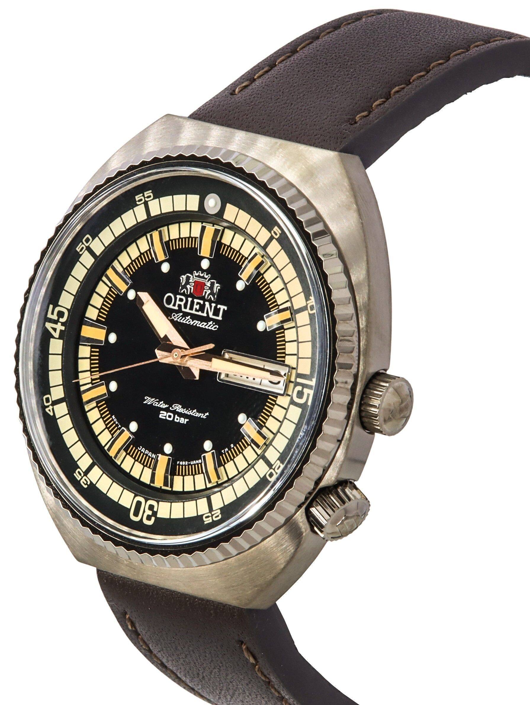 55 50 5 45 40 ORIENT Automatic Water Resistant 20 bar 10 15 35 3 JAPAN 892- 30 25