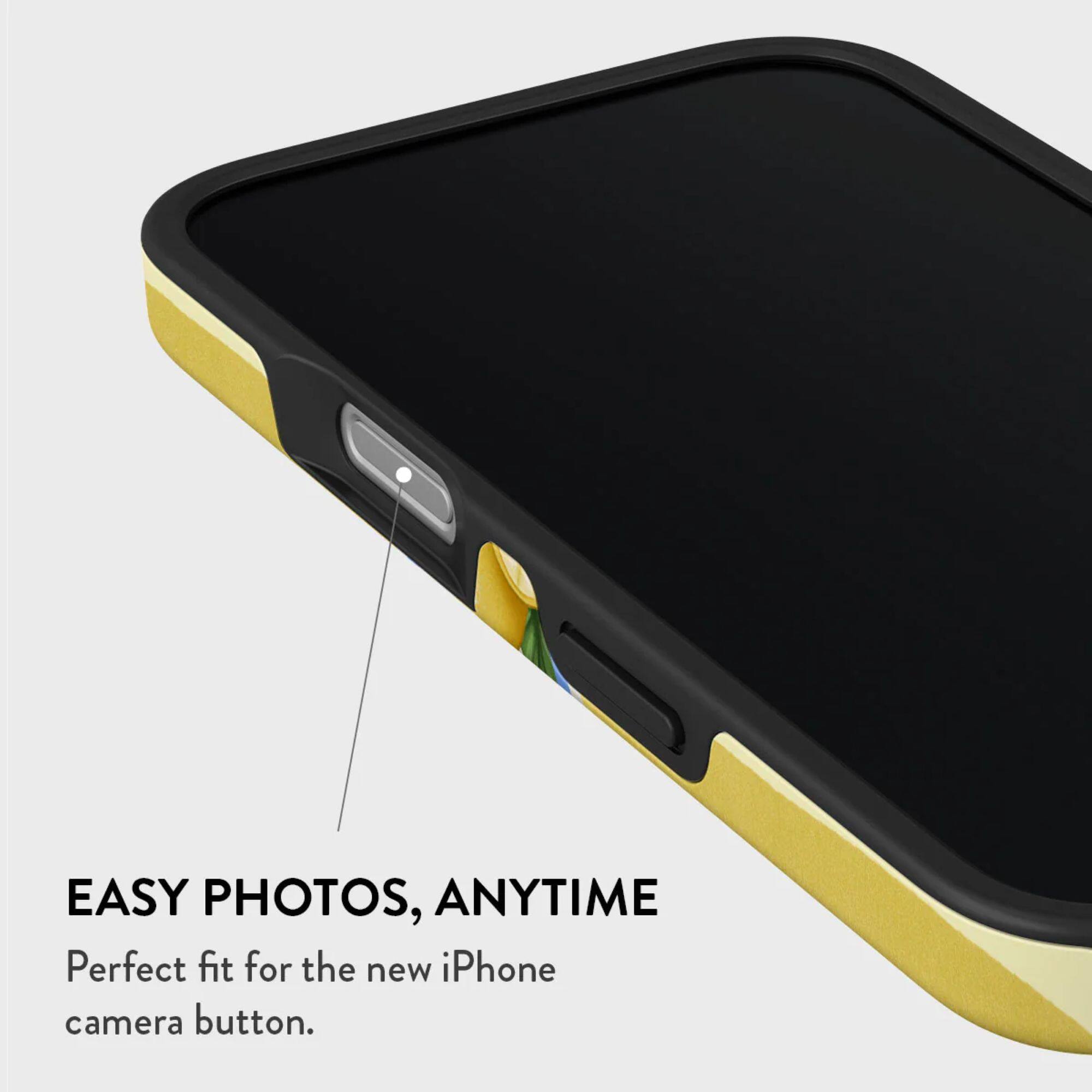 EASY PHOTOS, ANYTIME  
Perfect fit for the new iPhone camera button.