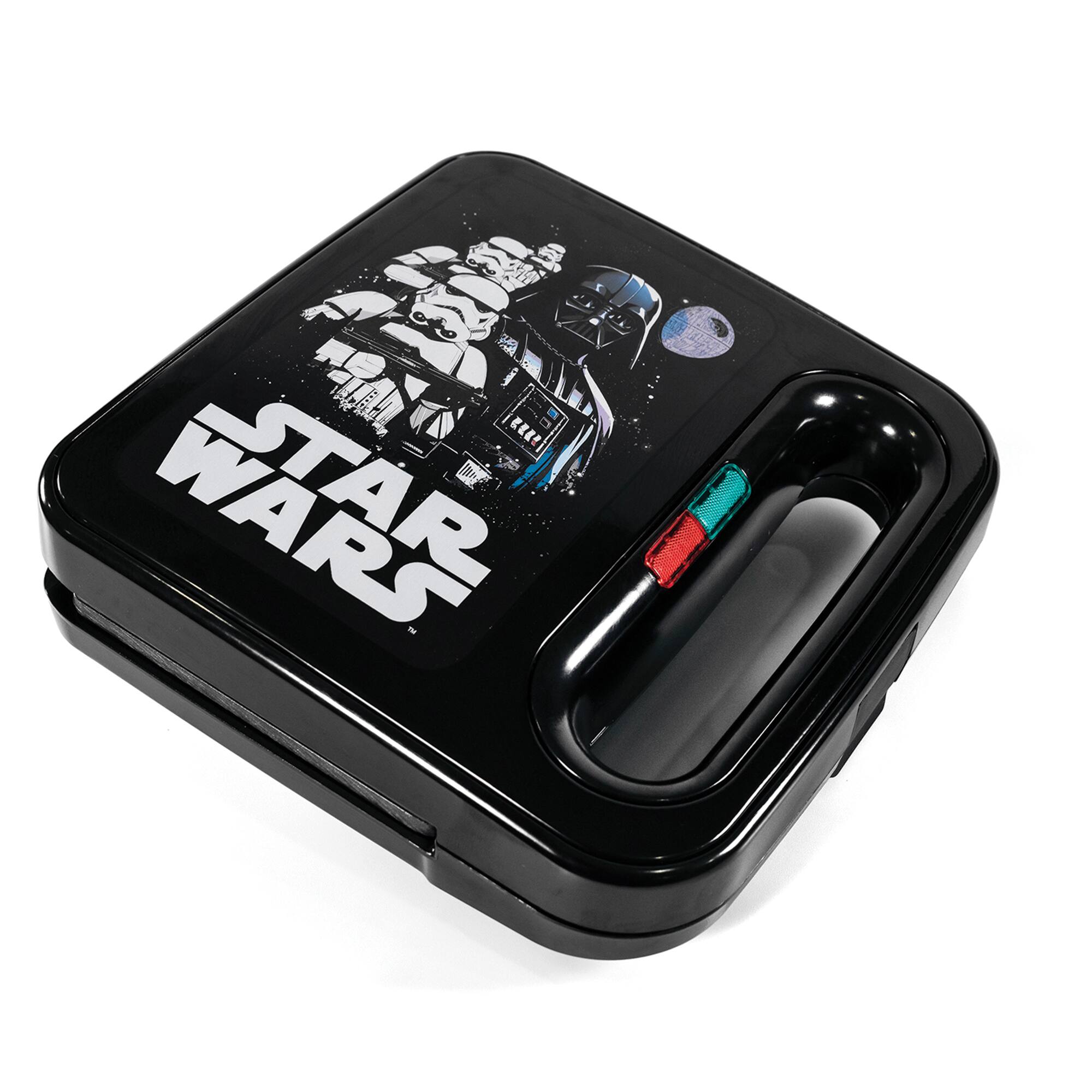 Front. Uncanny Brands - Uncanny Brands Star Wars Darth Vader & Stormtrooper Sandwich Maker  a Star Wars Kitchen Appliance - Black.