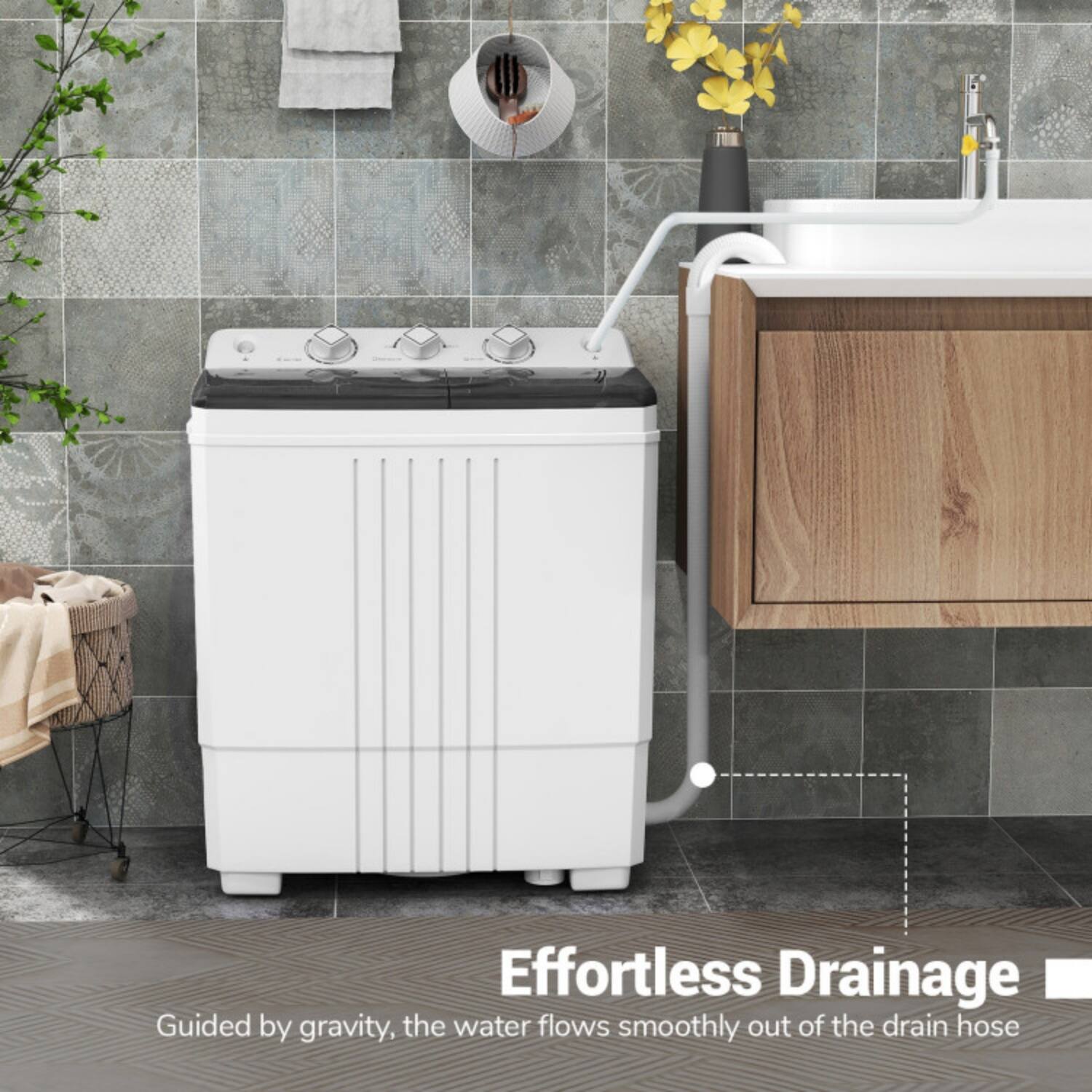 Effortless Drainage  
Guided by gravity, the water flows smoothly out of the drain hose