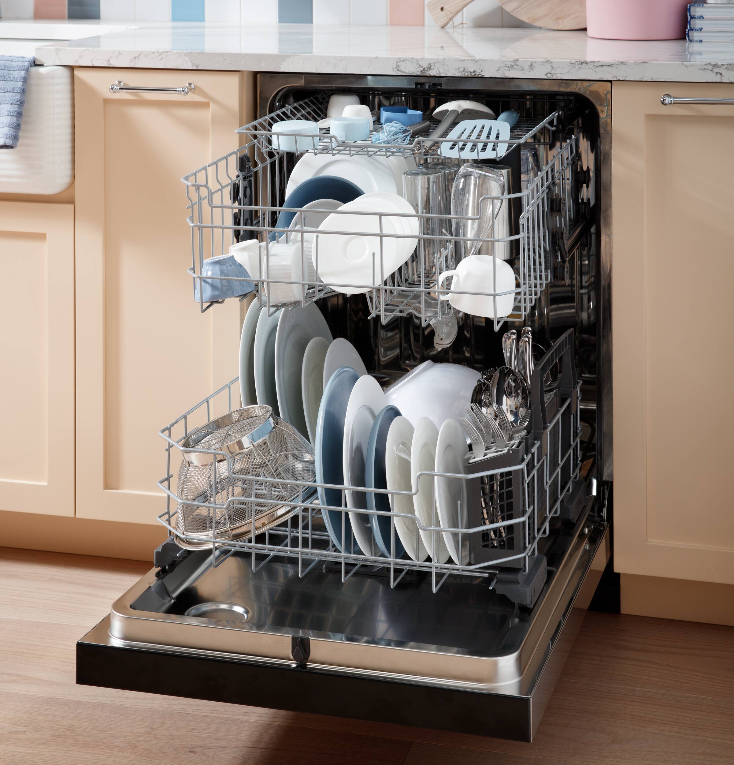 Alt View 6. GE - 24" Front Control Built-In Stainless Steel Tub Dishwasher with 3rd Rack, Sanitize Cycle and 47 dBA - Slate.