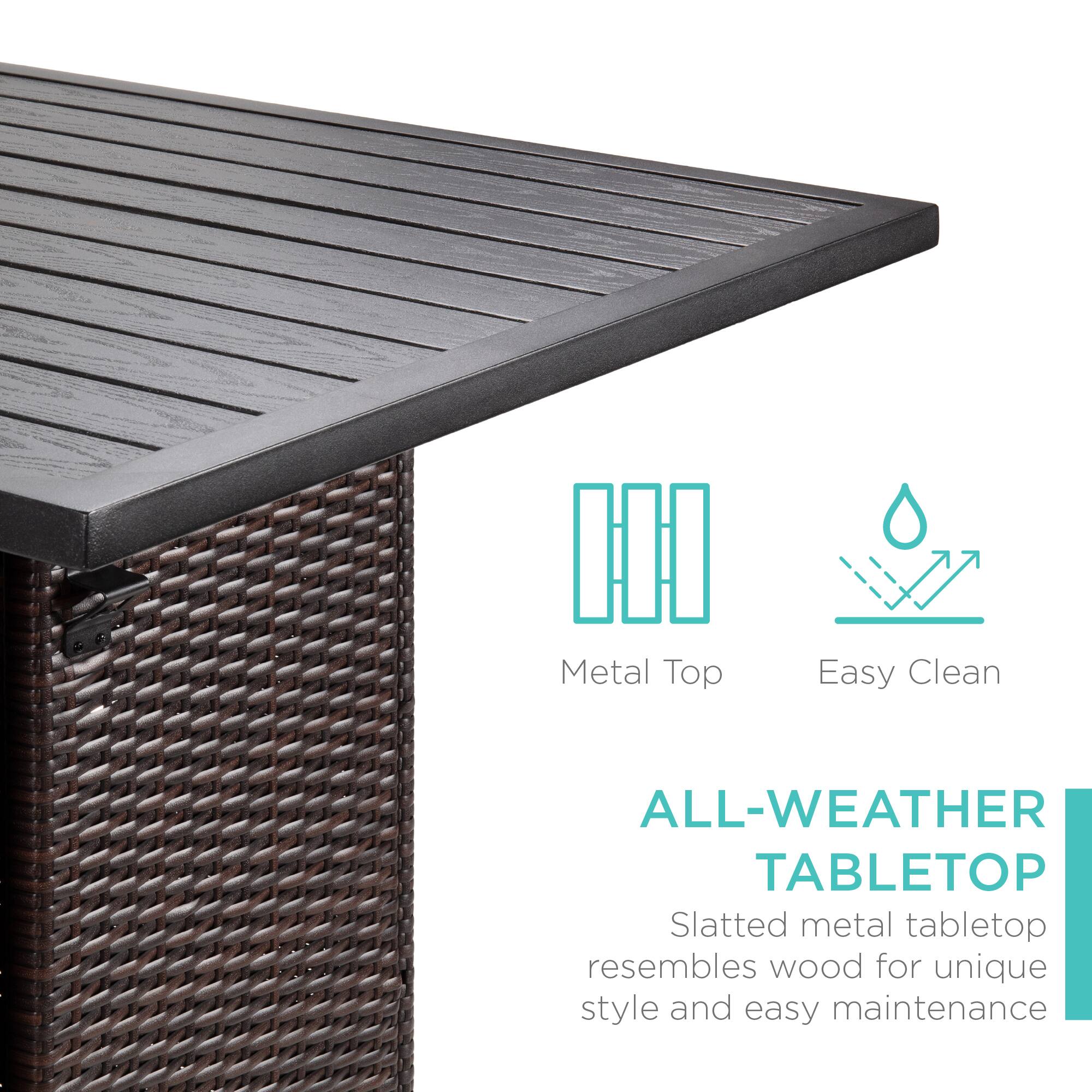 Metal Top | Easy Clean

ALL-WEATHER TABLETOP

Slatted metal tabletop resembles wood for unique style and easy maintenance