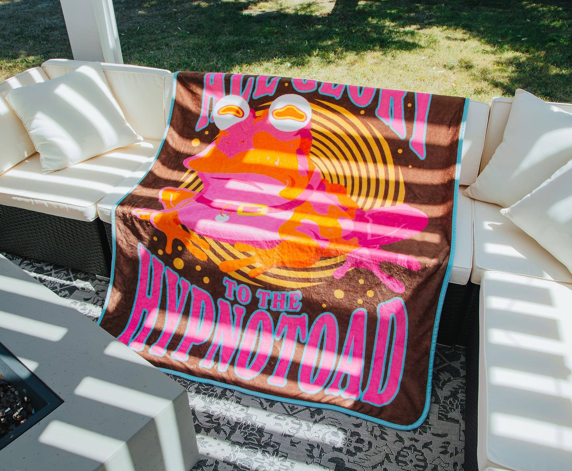 HYPNOTOAD  
TO THE HYPNOTOAD