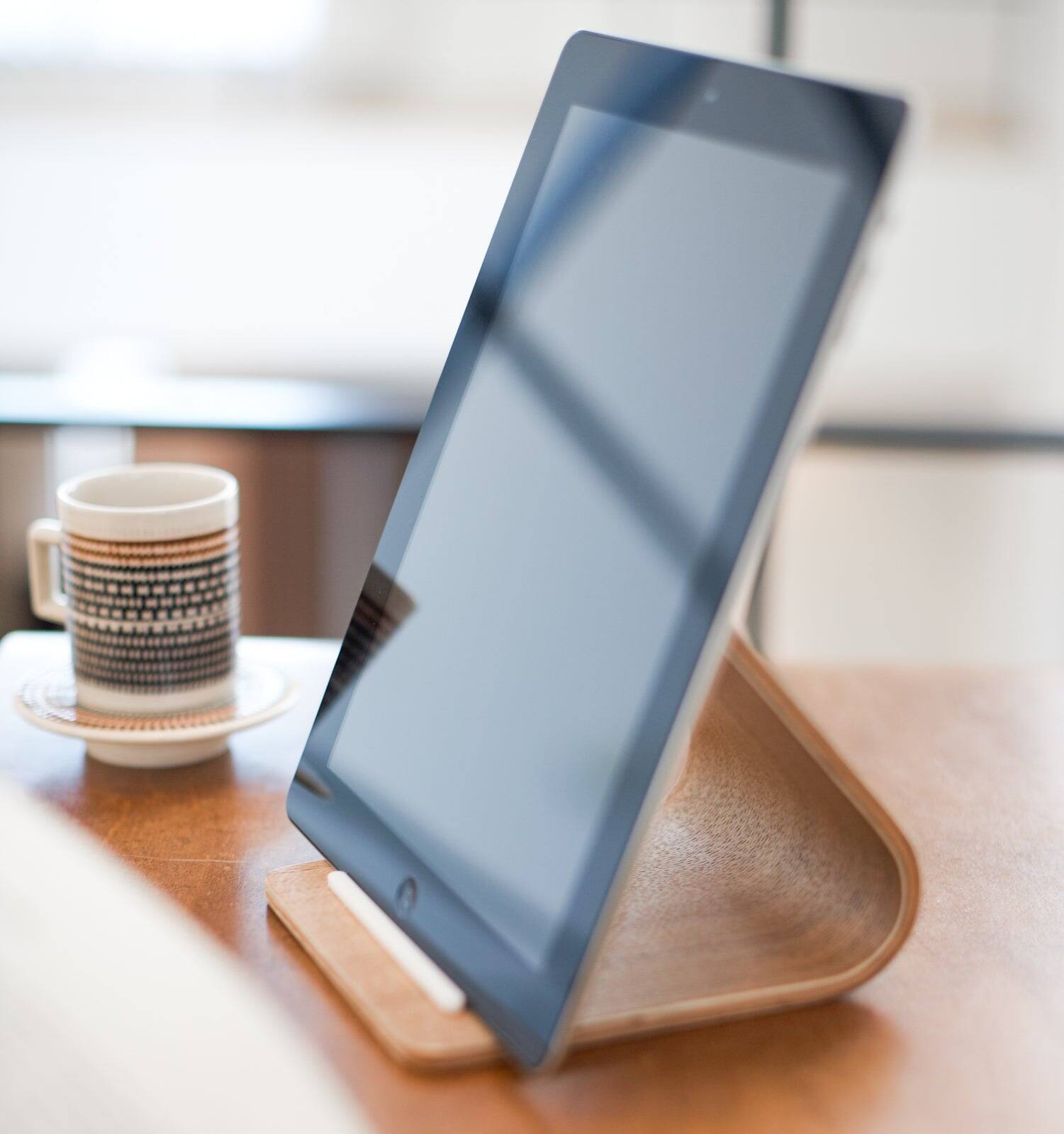 Angle. Yamazaki Home - Tablet Stand - Wood - Walnut.