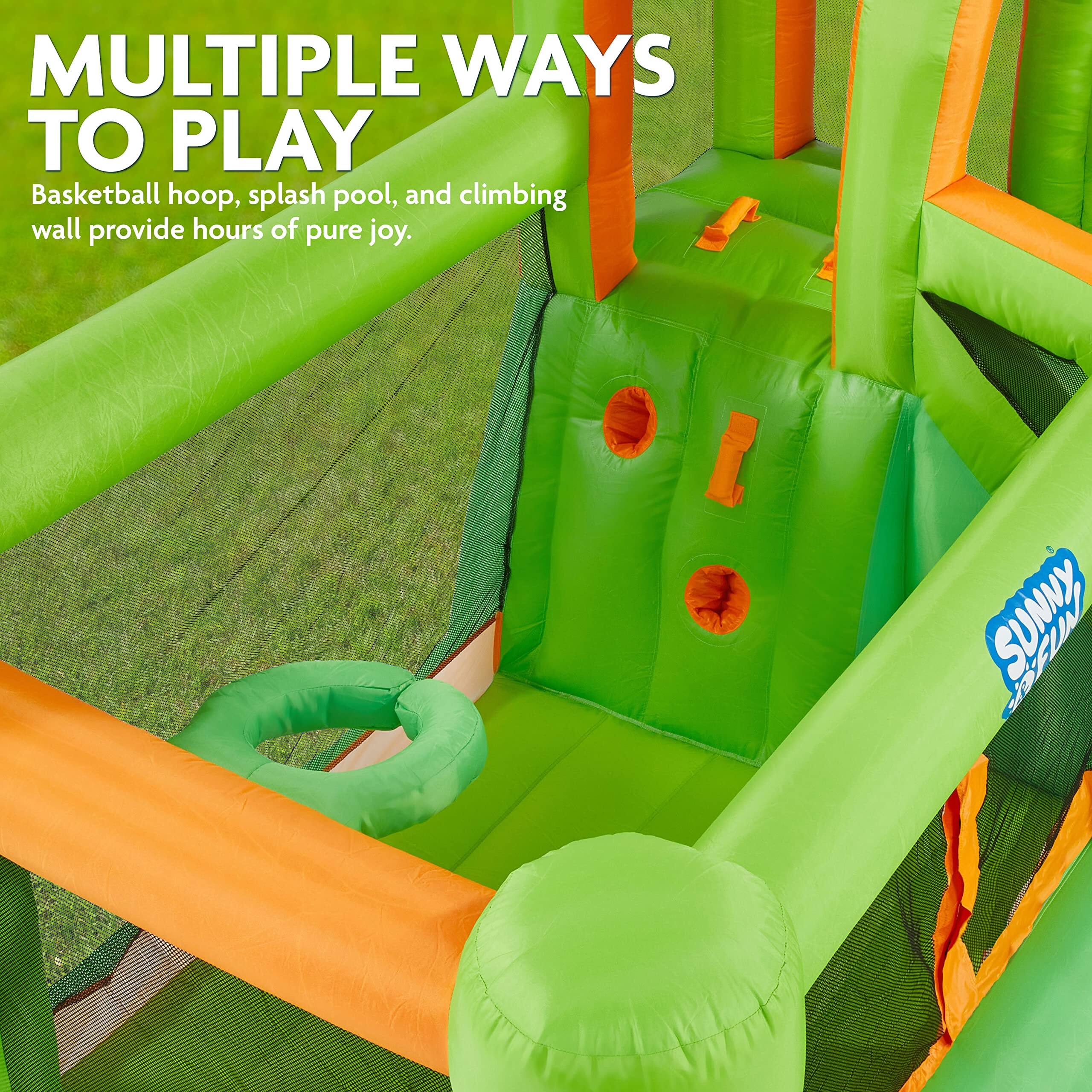 MULTIPLE WAYS TO PLAY

Basketball hoop, splash pool, and climbing wall provide hours of pure joy.

SUNNY SAFARI