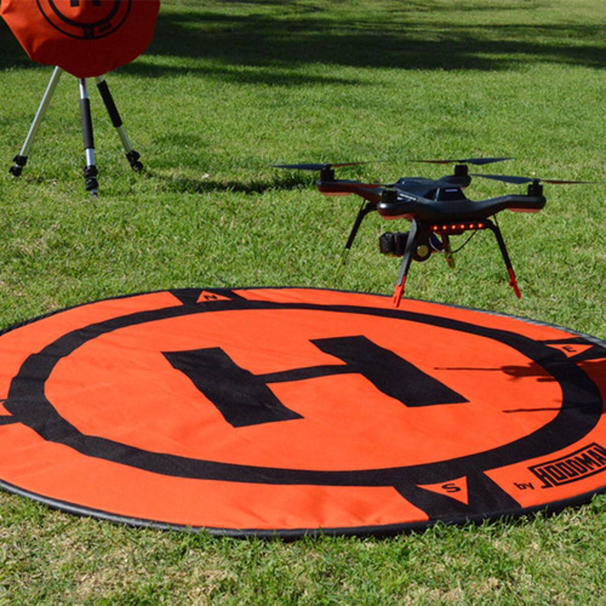 Alt View 3. Hoodman - Hoodman HDLP 5' Drone Launch Pad.