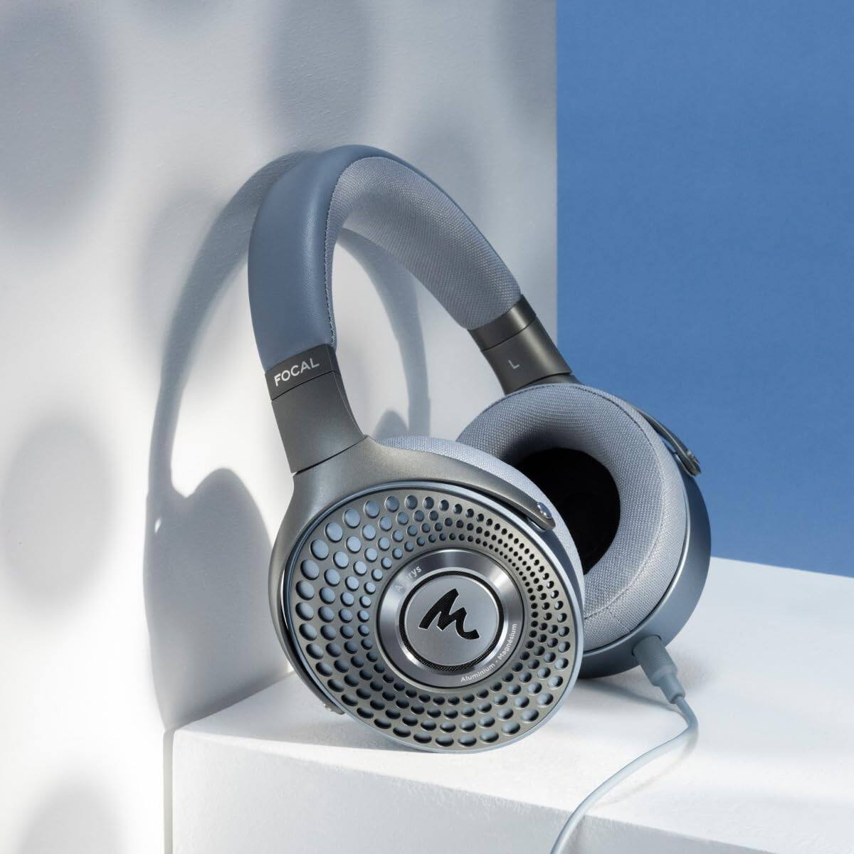 Focal Azurys Closed Back Headphones Blue AZURYS - Best Buy