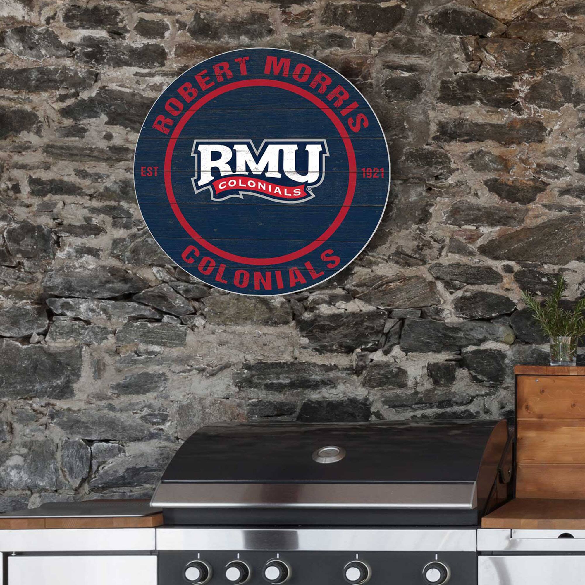 ROBERT MORRIS  
EST 1921  
RMU COLONIALS  
COLONIALS