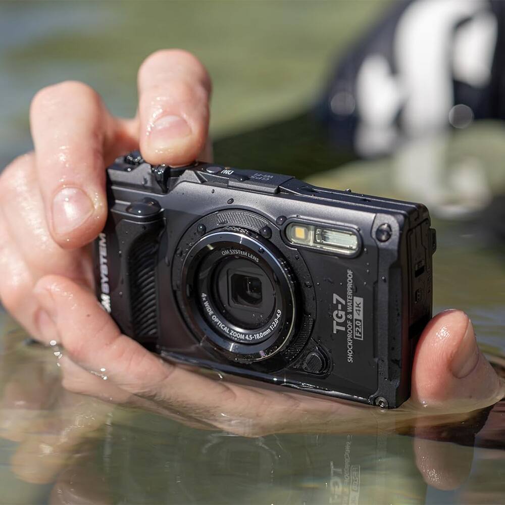 IN BYSTEM MITEELMO LENS 4x WIDE OPTICAL 1:2.0-4.9 ZOOM 45-180mm WATERPROOF 4K TG-7 & F2.0 SHOCKPROOF