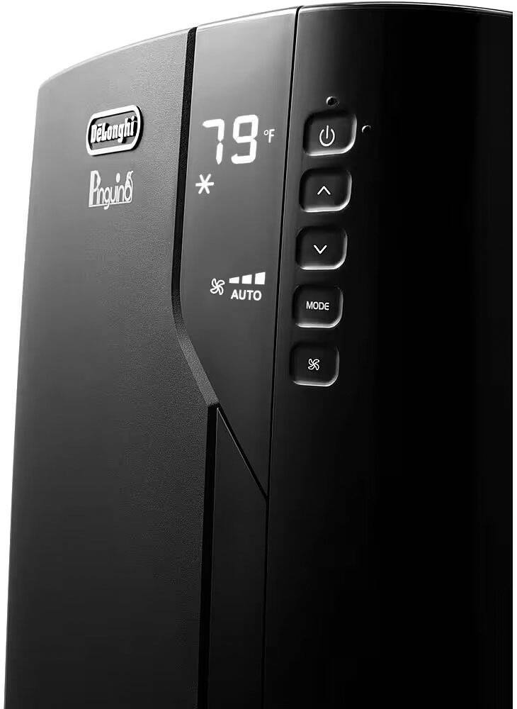 The text on the image reads "Delonghi Rrguind 79 oF * V K AUTO MODE." The corrected text would be "Delonghi Rrguind 79°F * V K AUTO MODE."