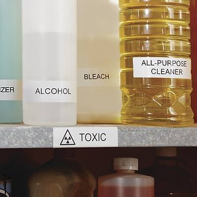 BLEACH  
ALCOHOL  
ALL-PURPOSE CLEANER  
TOXIC