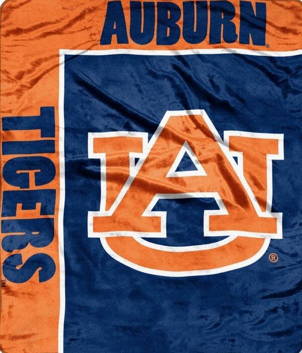 AUBURN  
TIGERS