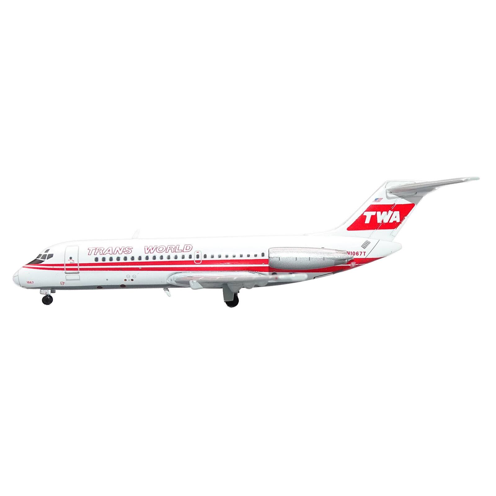 TWA  
TRANS WORLD  
N1067T  
047