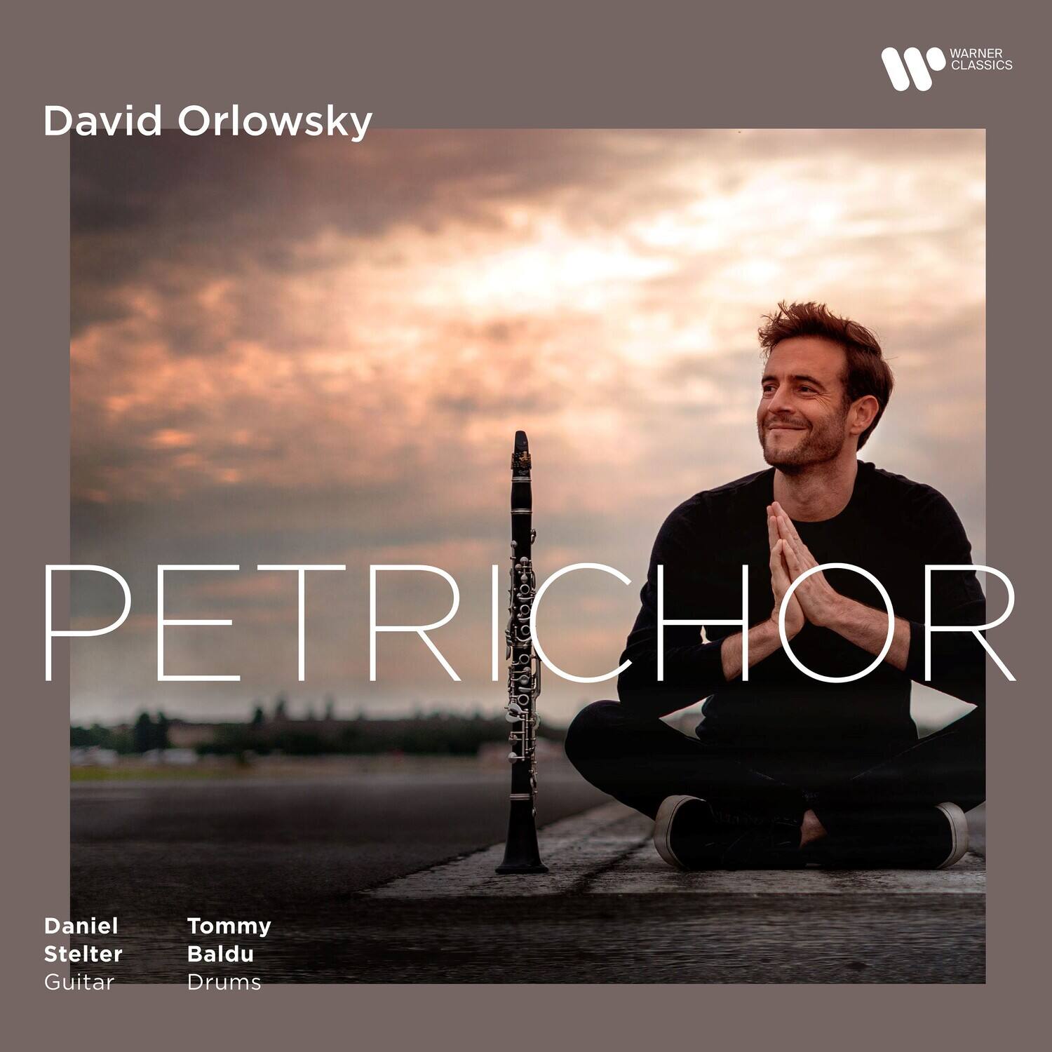 David Orlowsky  
PETRICHOR  

Daniel Stelter  
Guitar  

Tommy Baldu  
Drums  

WARNER CLASSICS