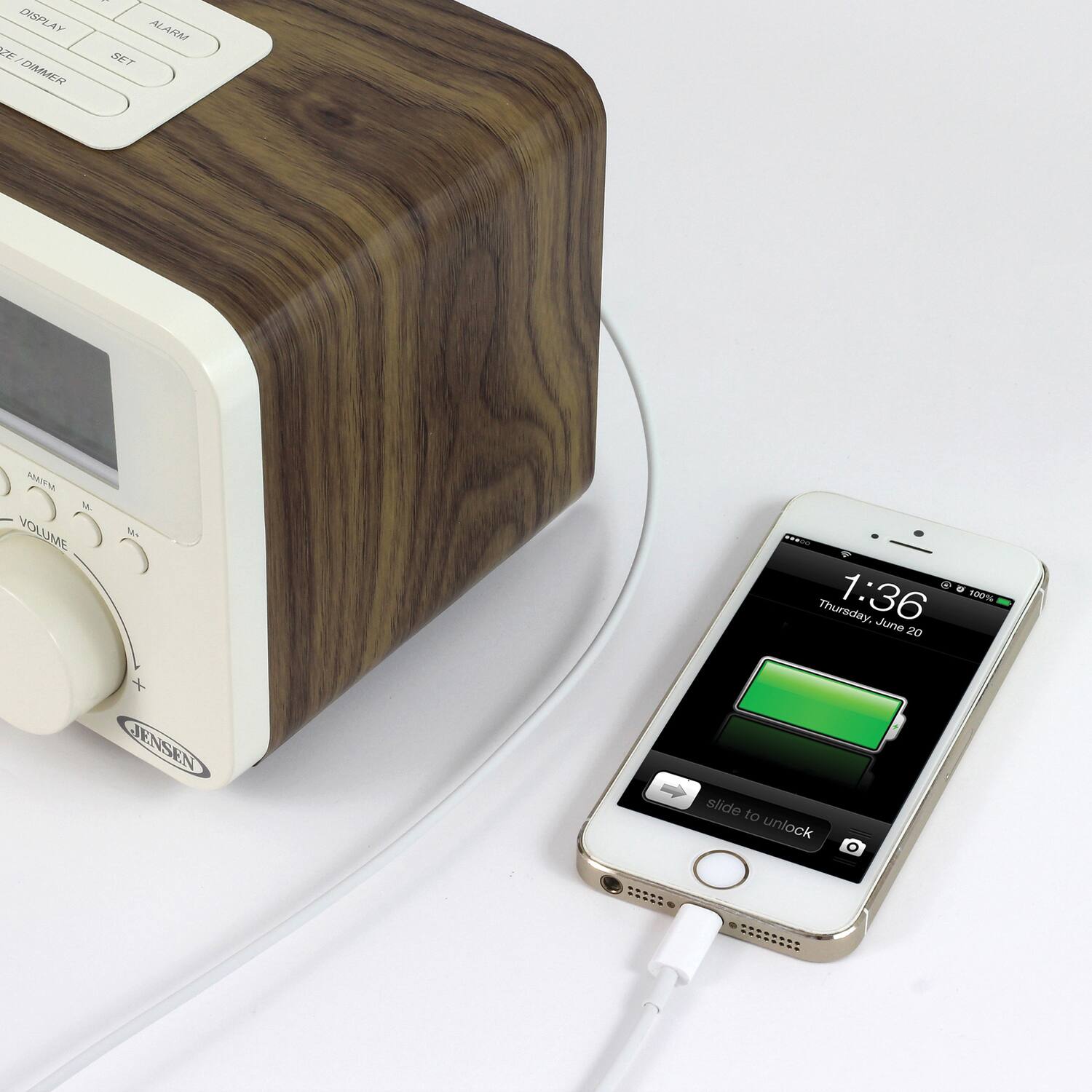 DISPLAY AY E DIMMER ee ALARM SET RAIS1A M VOLUME 1  40 Thureday, 1:36 June 20  JENSEN slide to unlock