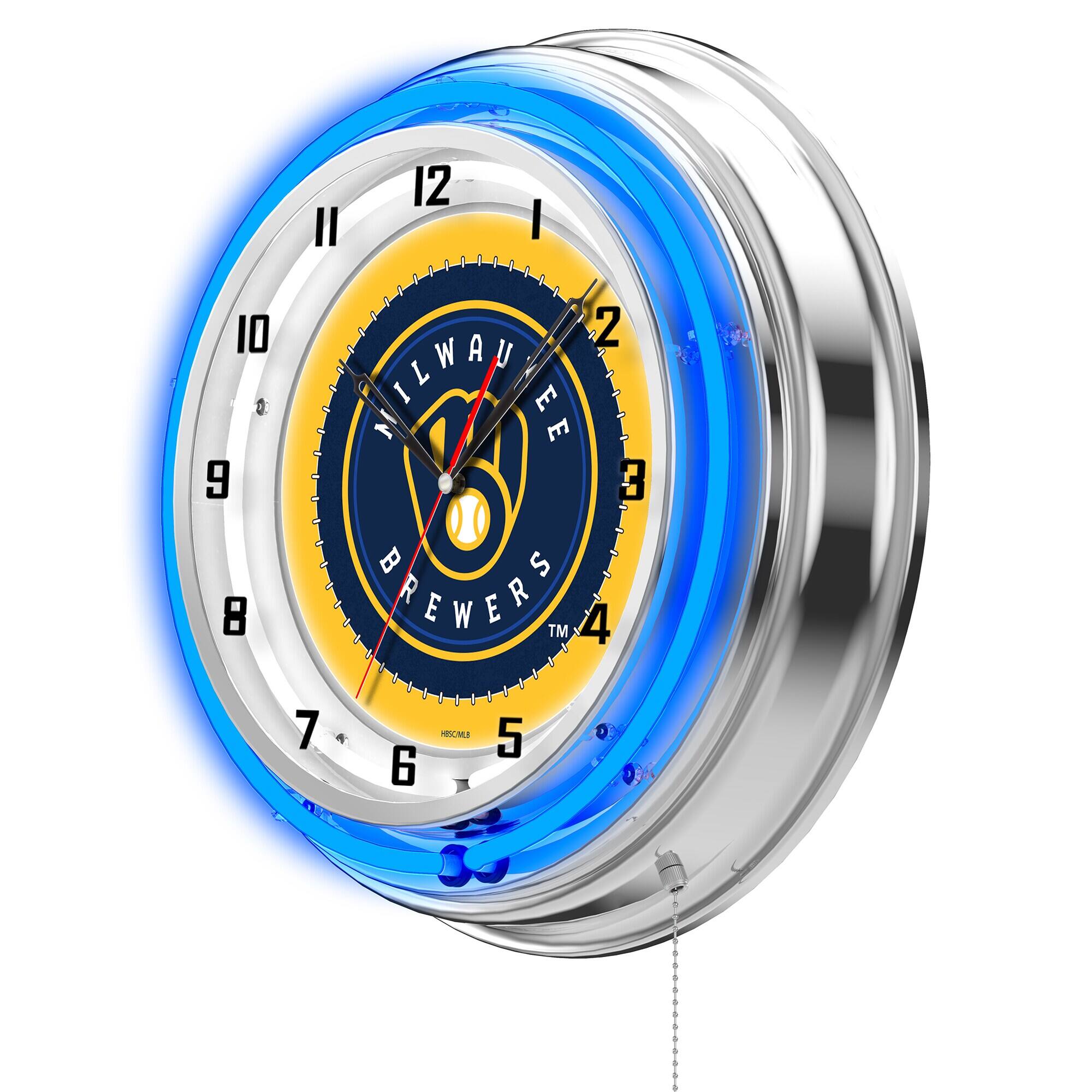 10 0 9 8 12 11 1 2 A MILWAUKEE BREWERS W 4 TM 1 7 6 ES/ 5